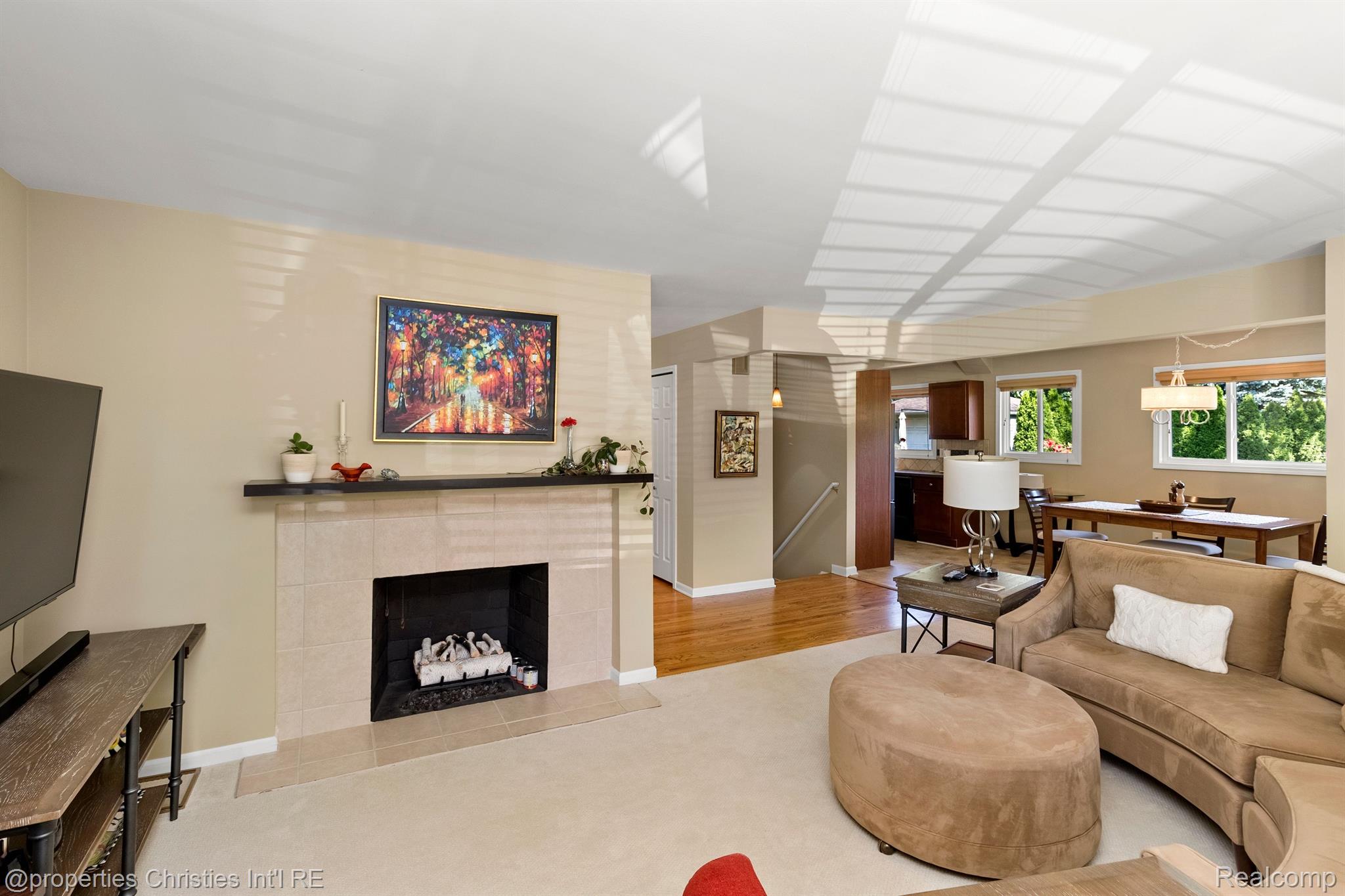 15082 Garfield Avenue