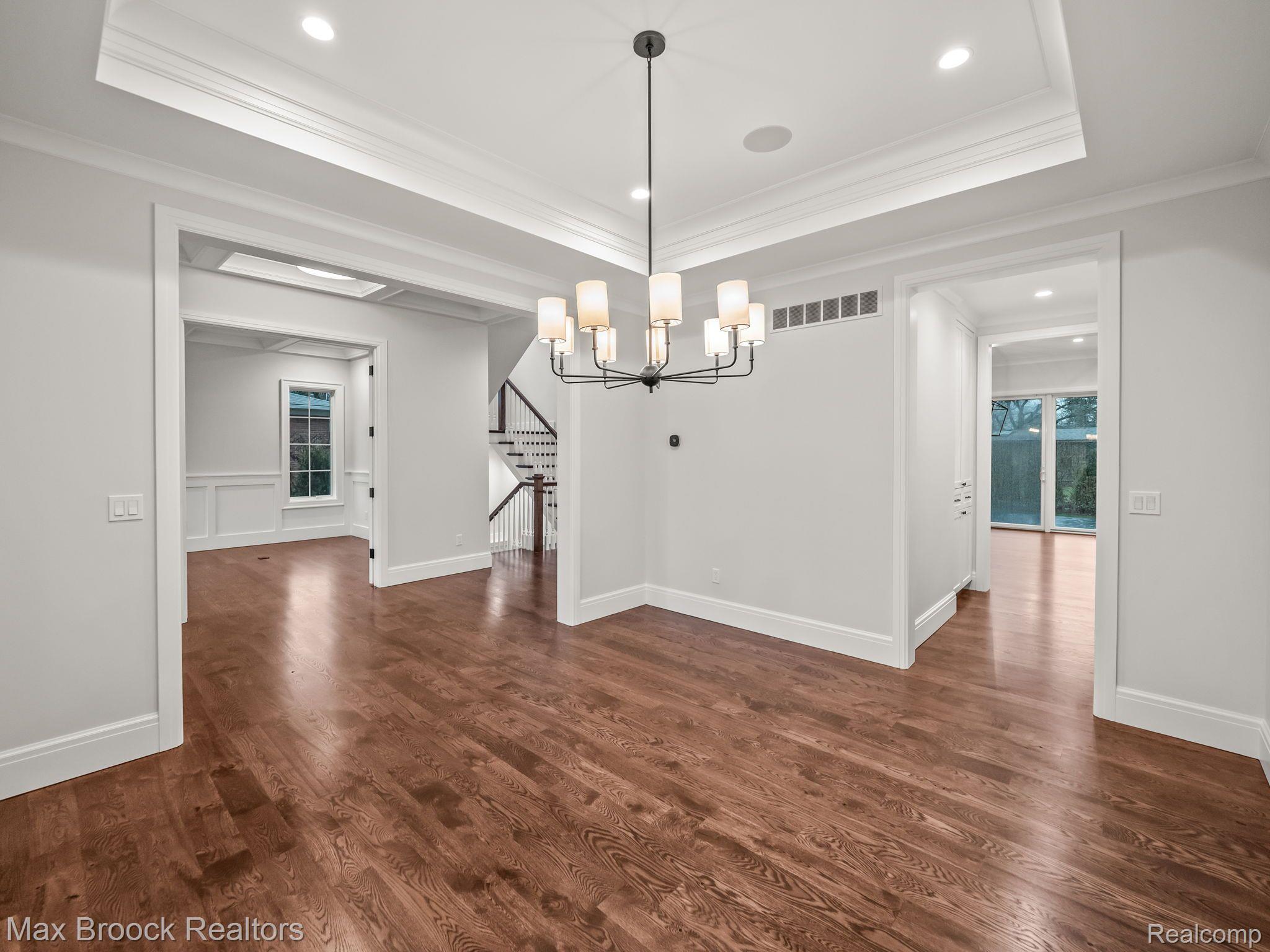 3520 W BRADFORD Drive
