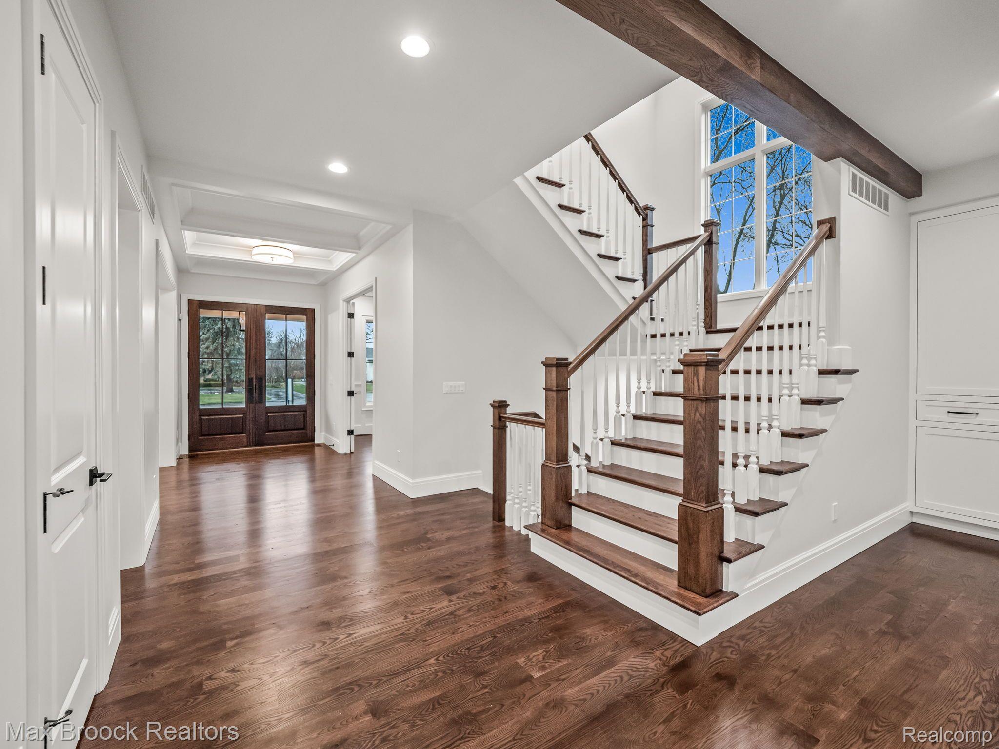 3520 W BRADFORD Drive