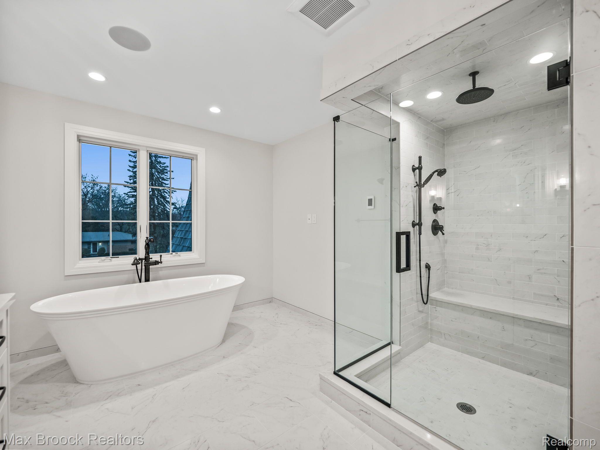 3520 W BRADFORD Drive