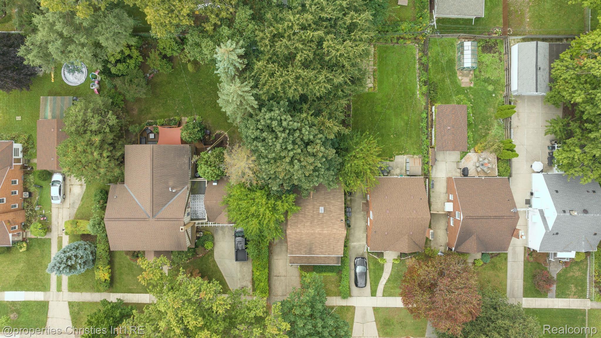 135 N Connecticut Avenue