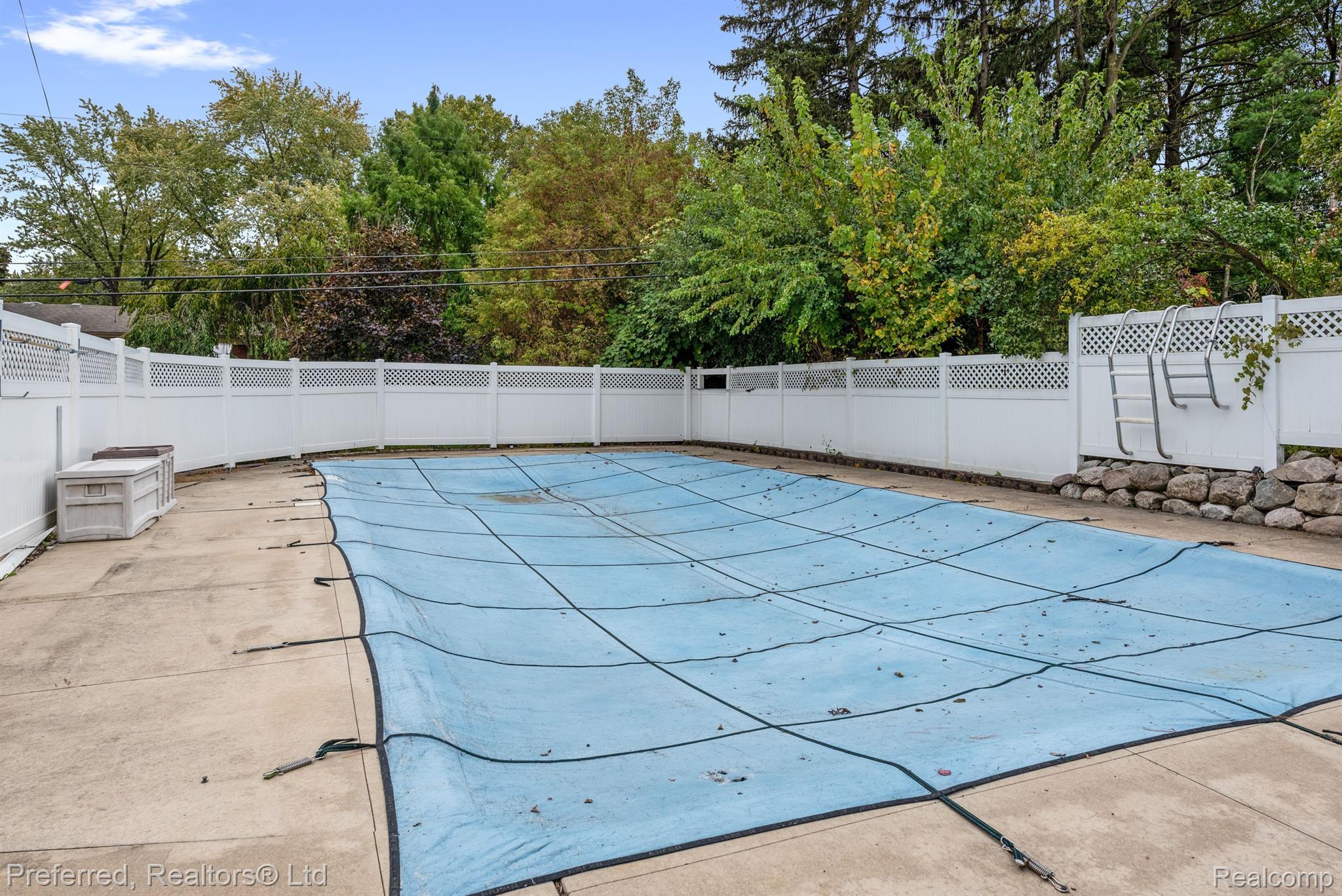 26045 ROSS Drive