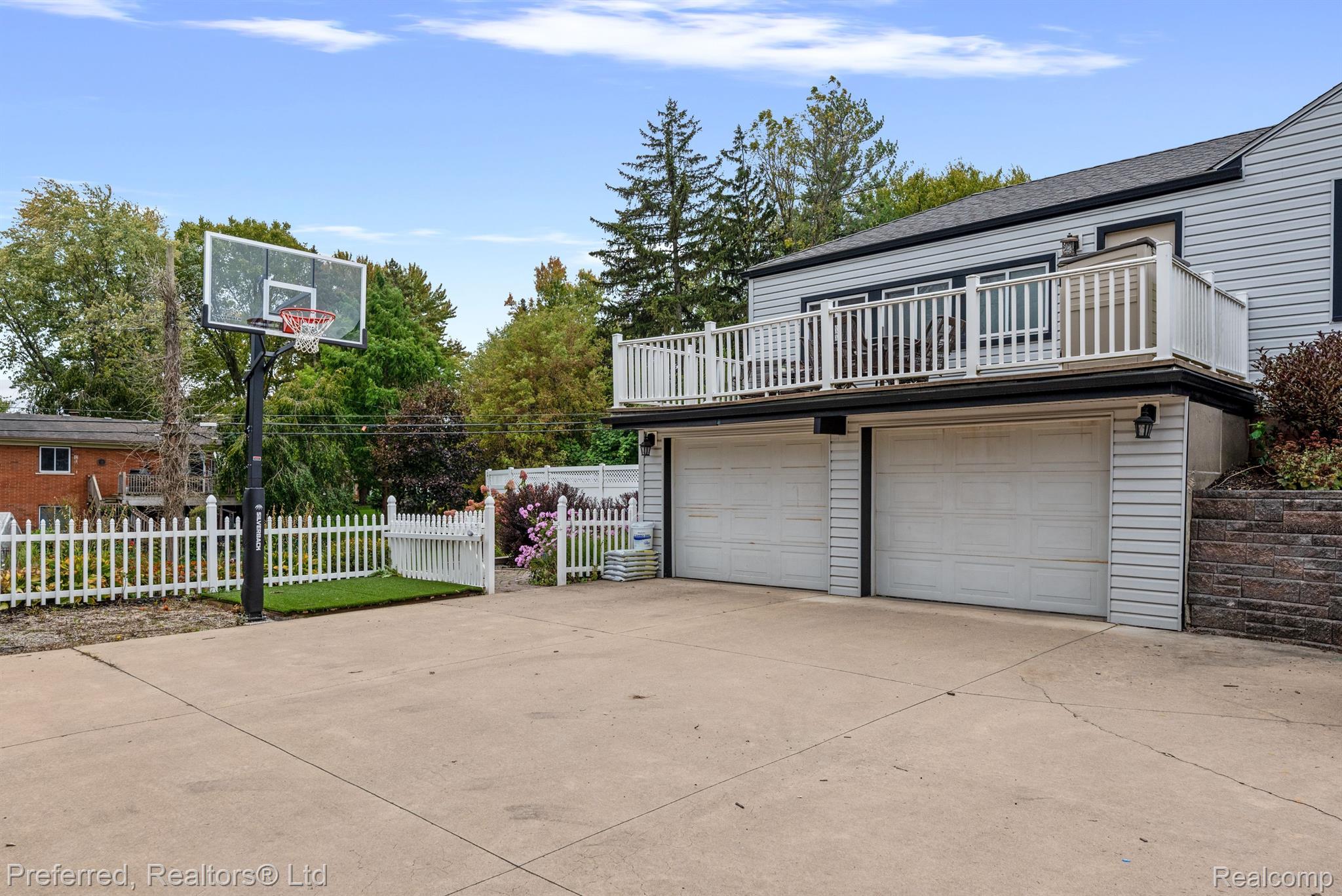 26045 ROSS Drive
