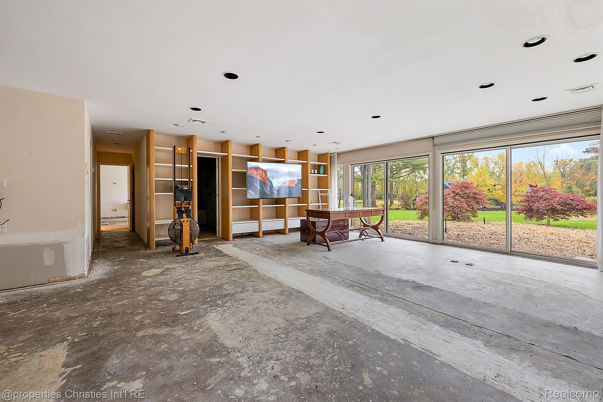 30542 Hickory Lane