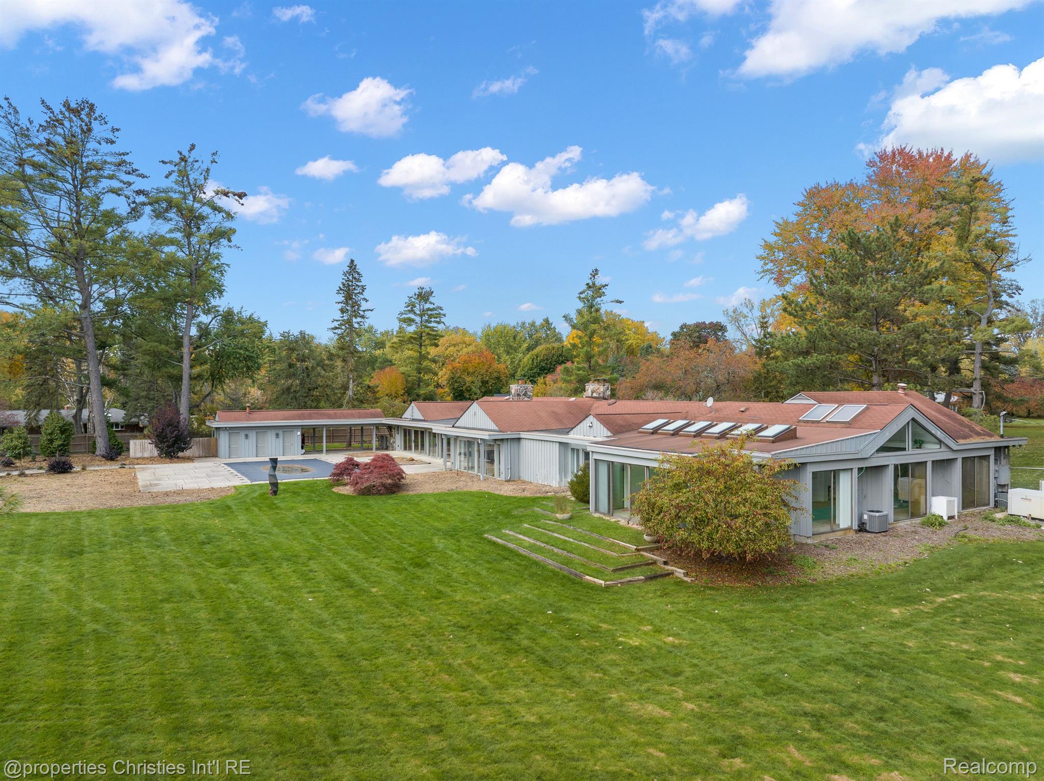 30542 Hickory Lane