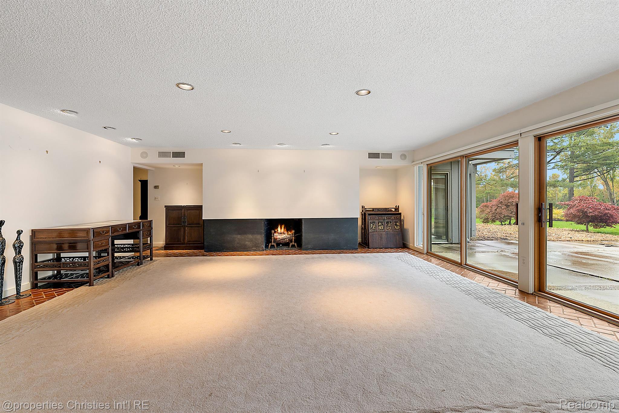 30542 Hickory Lane