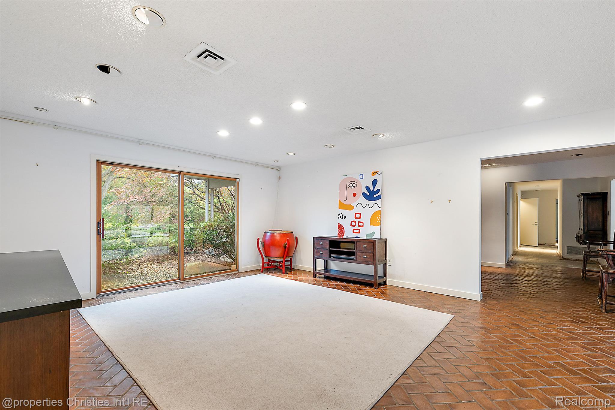 30542 Hickory Lane