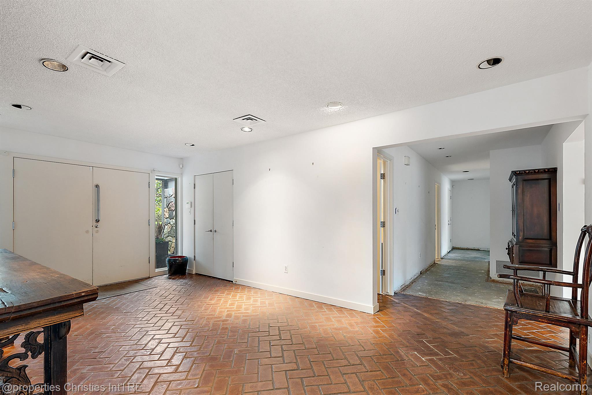 30542 Hickory Lane