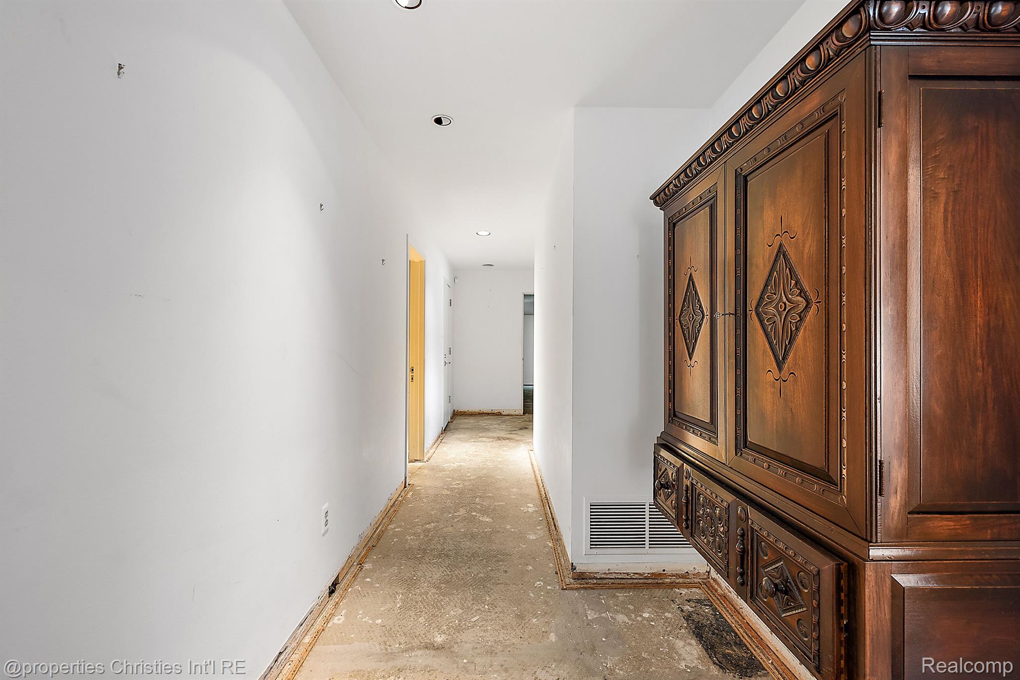 30542 Hickory Lane