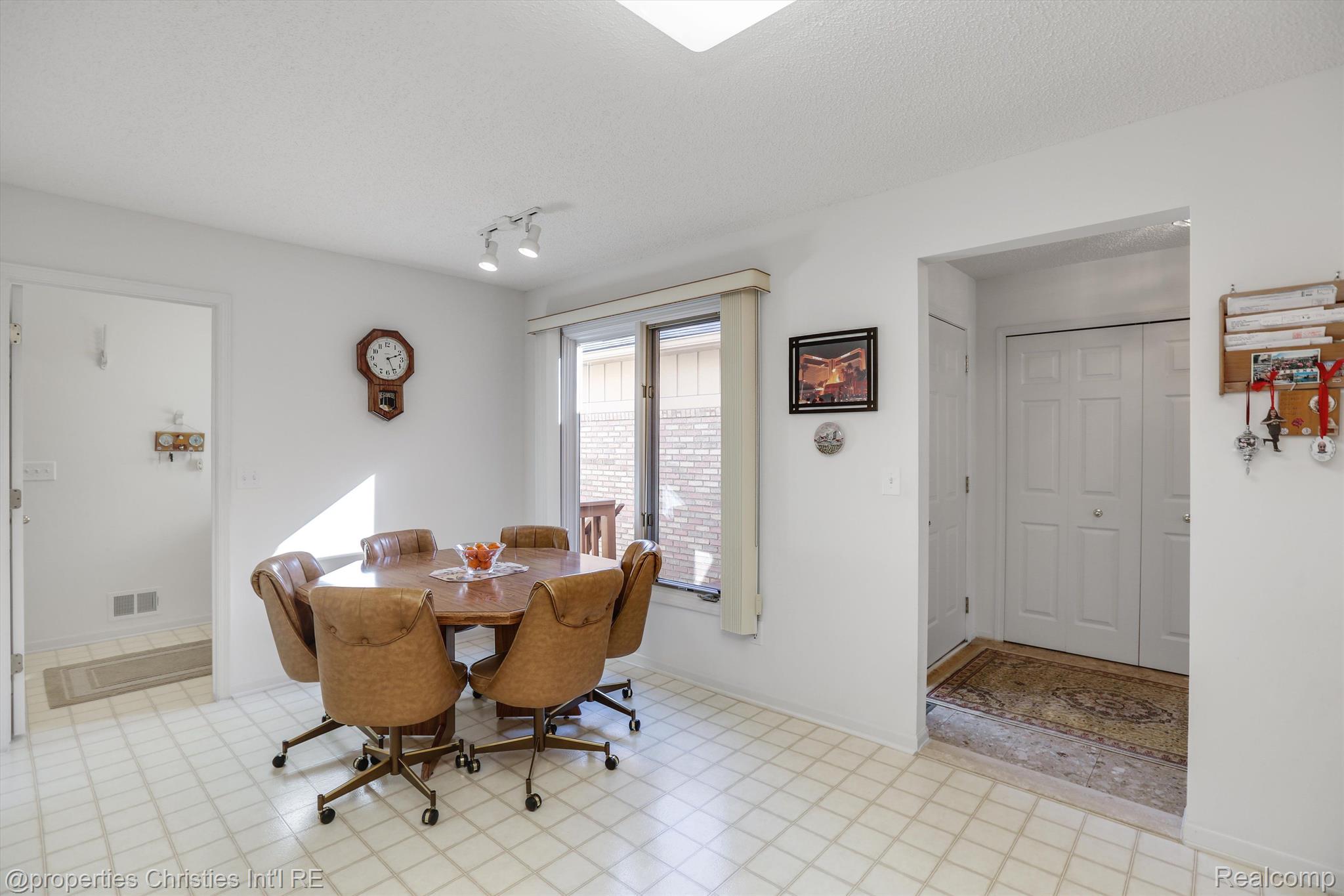 35211 White Pine Trail