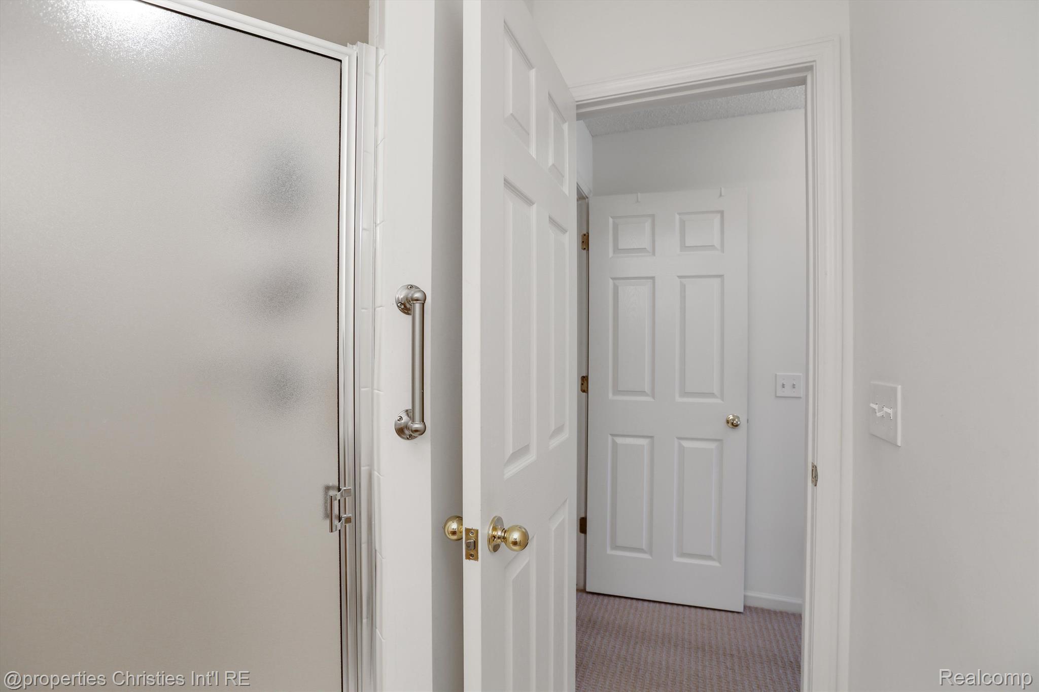 35211 White Pine Trail