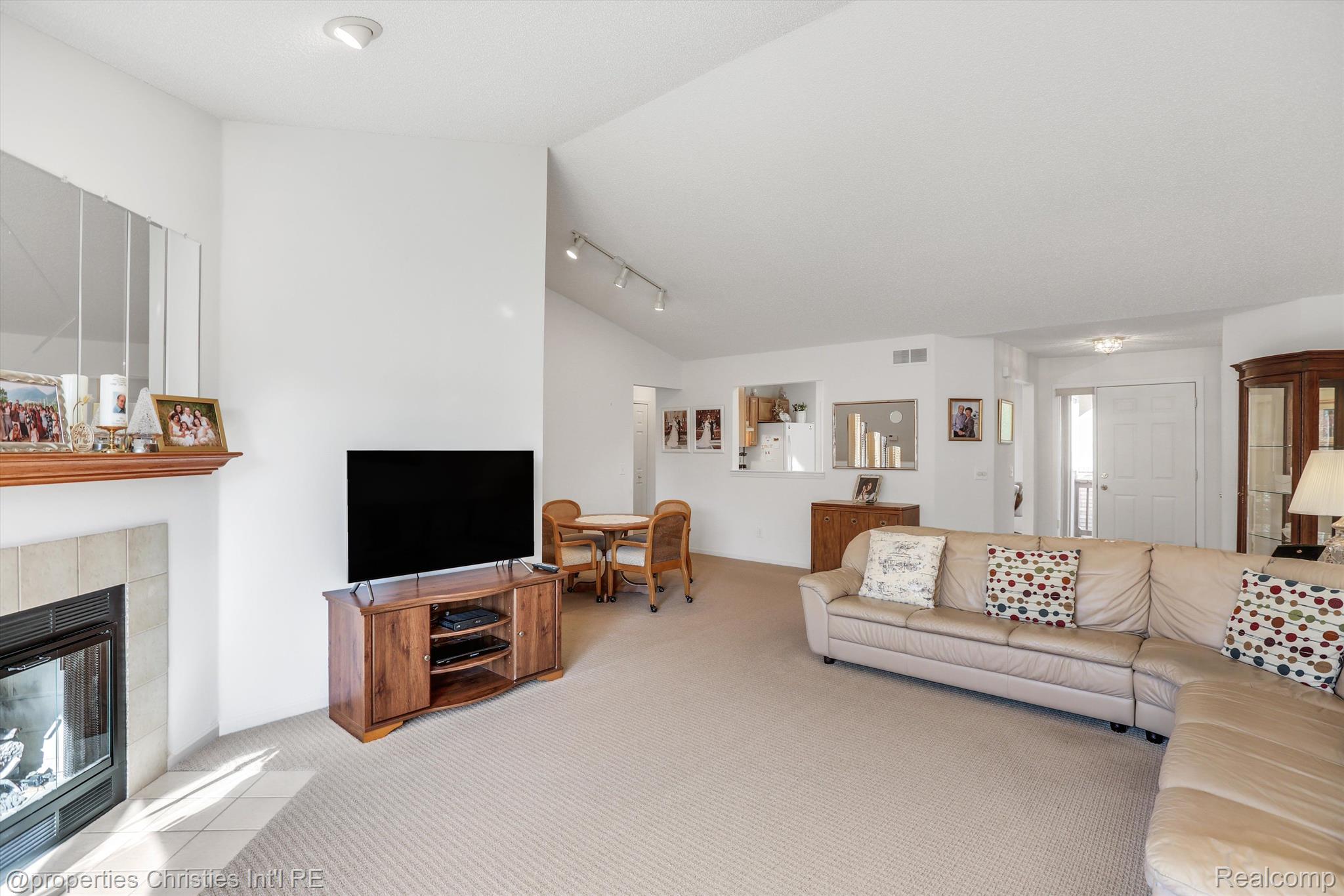 35211 White Pine Trail