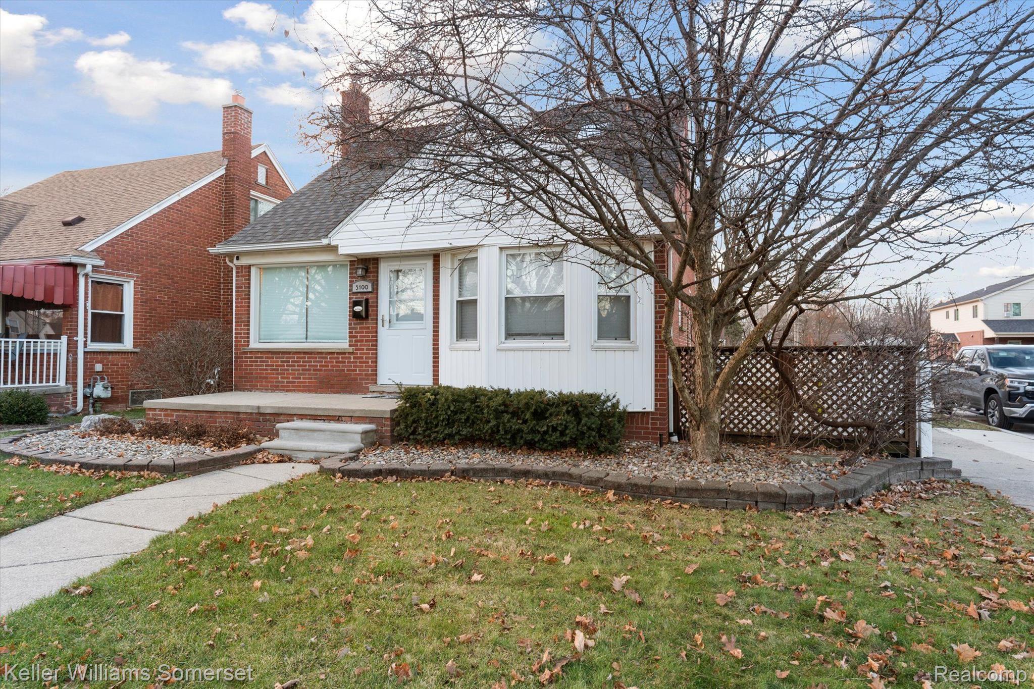 3100 EDGEWOOD Street