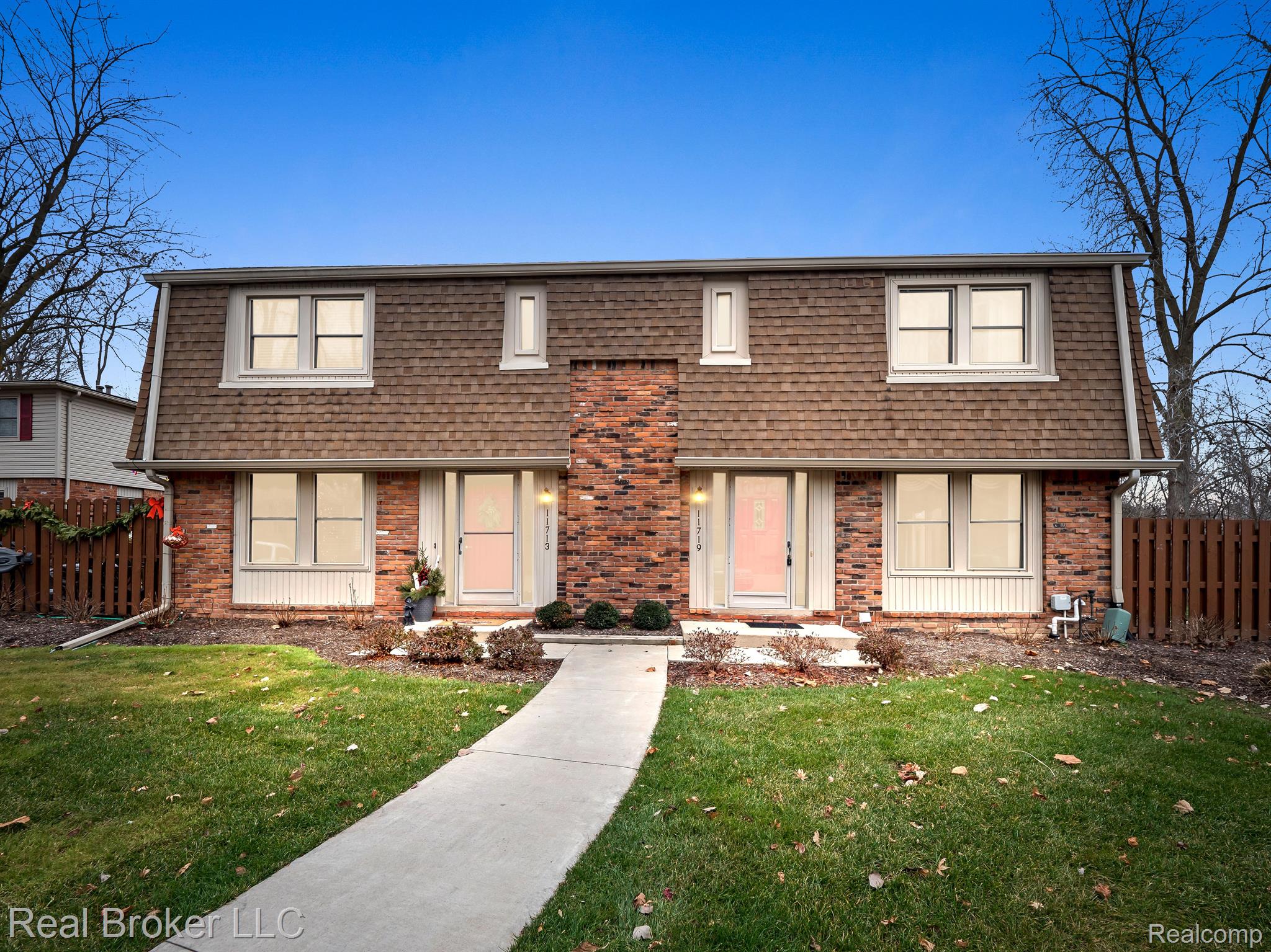 11719 SYCAMORE Drive Unit 8