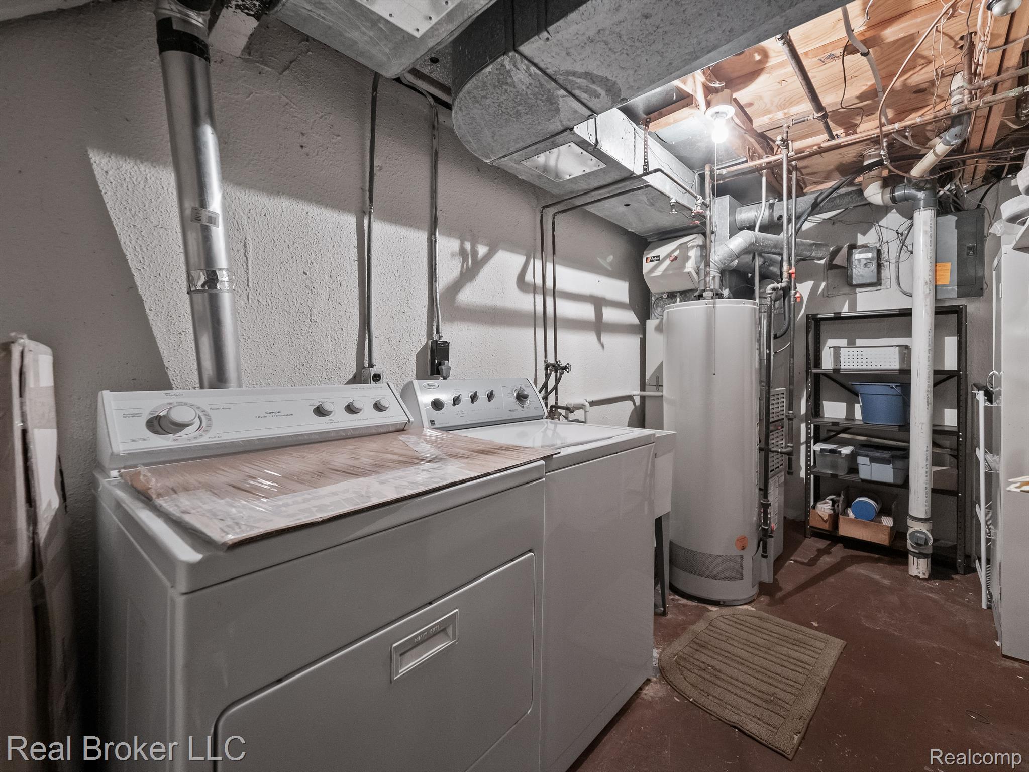 11719 SYCAMORE Drive Unit 8