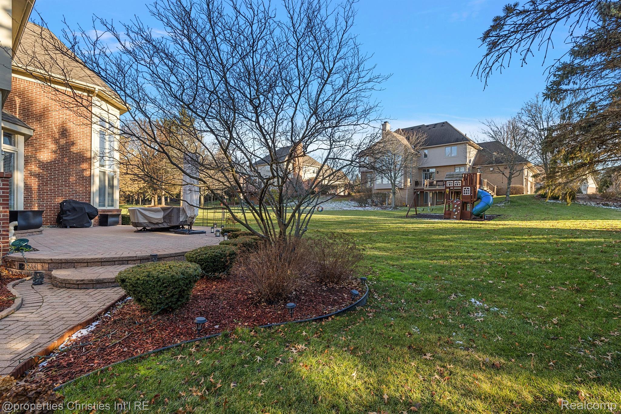 17506 Rolling Woods Circle