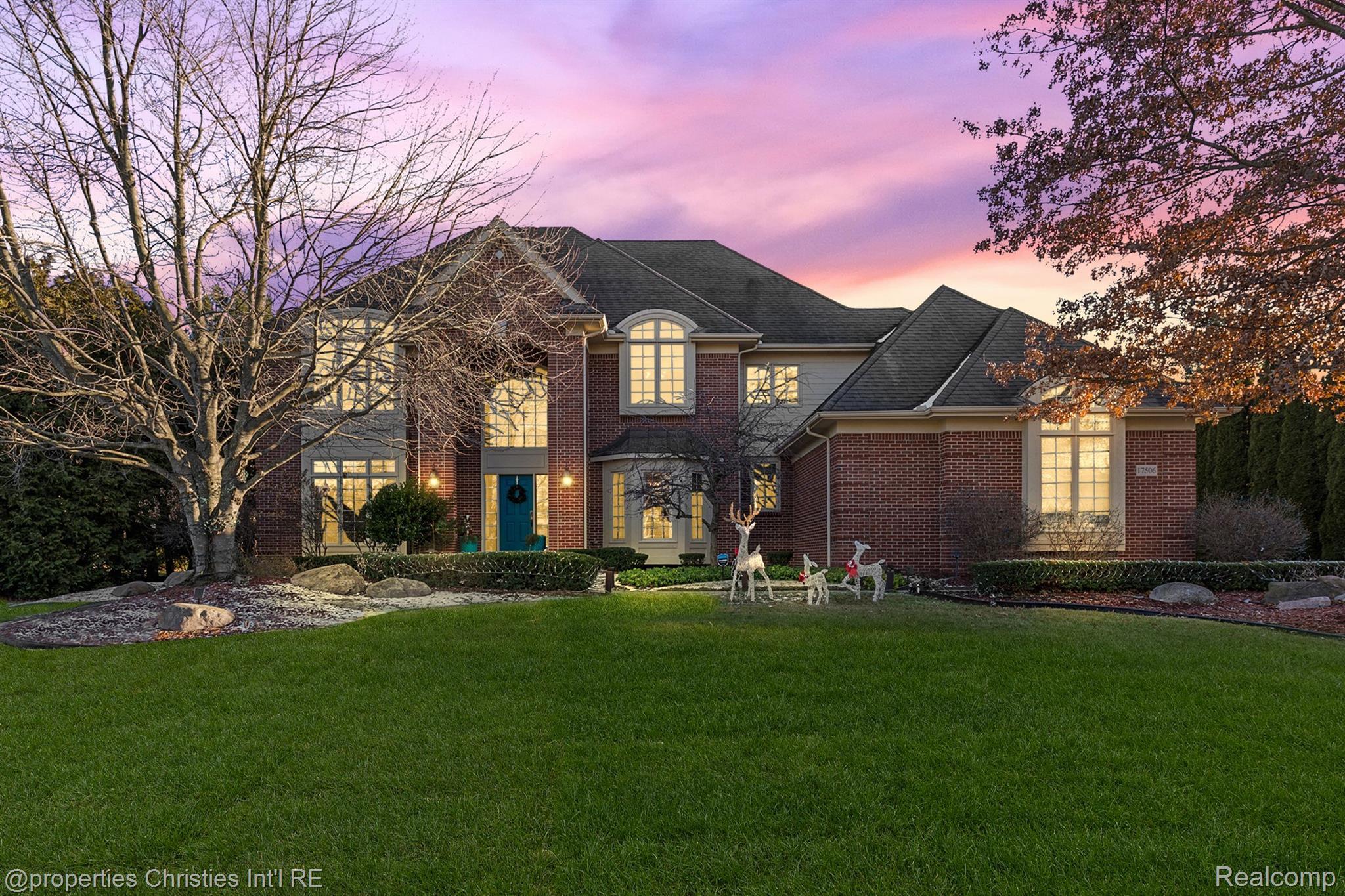 17506 Rolling Woods Circle