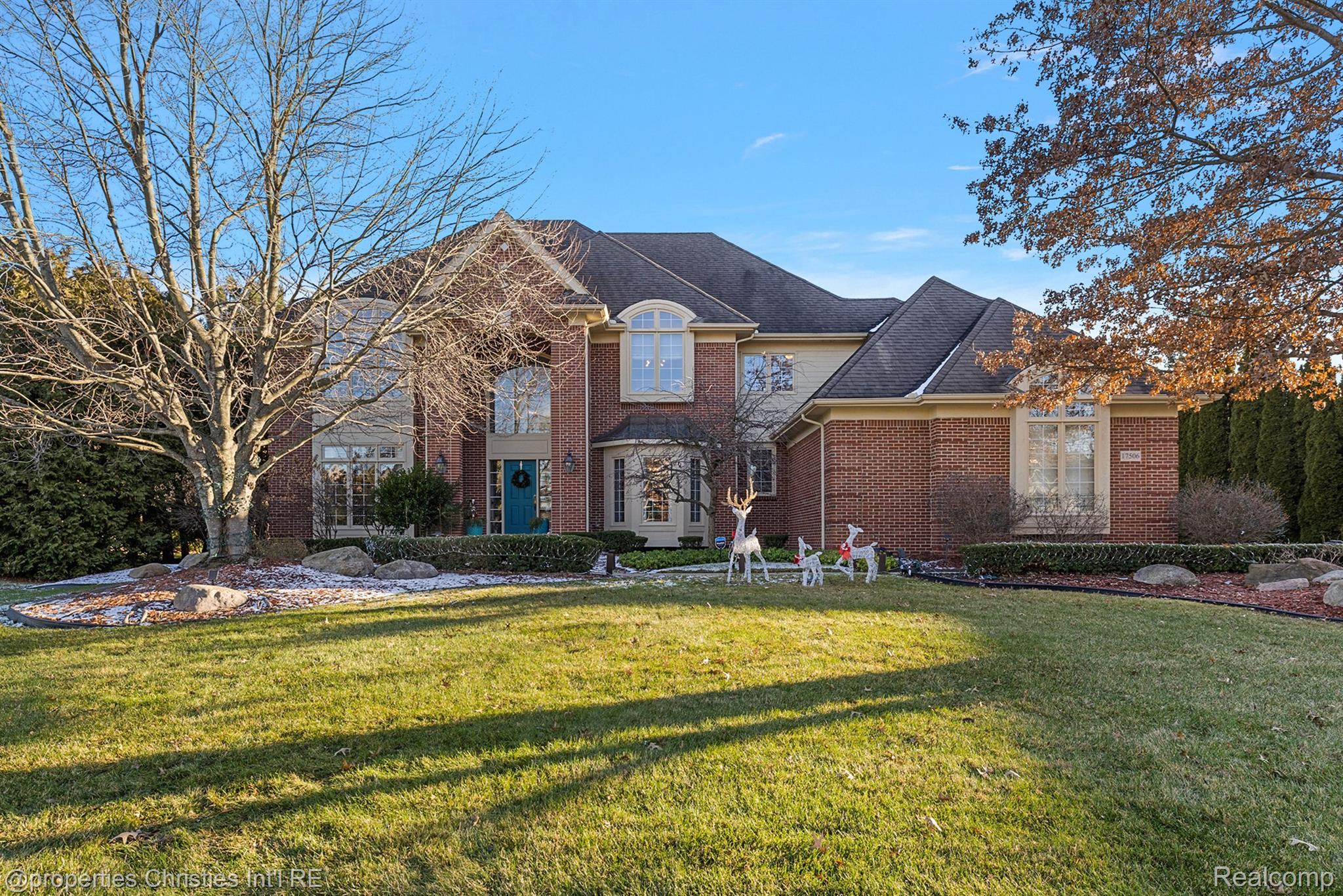 17506 Rolling Woods Circle