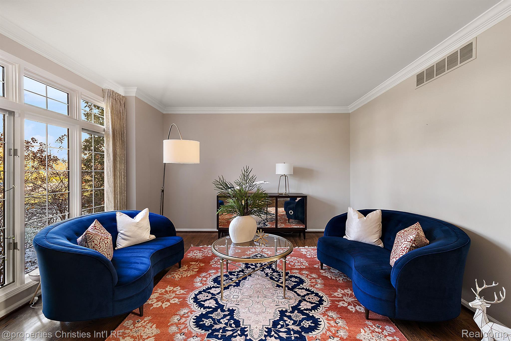17506 Rolling Woods Circle