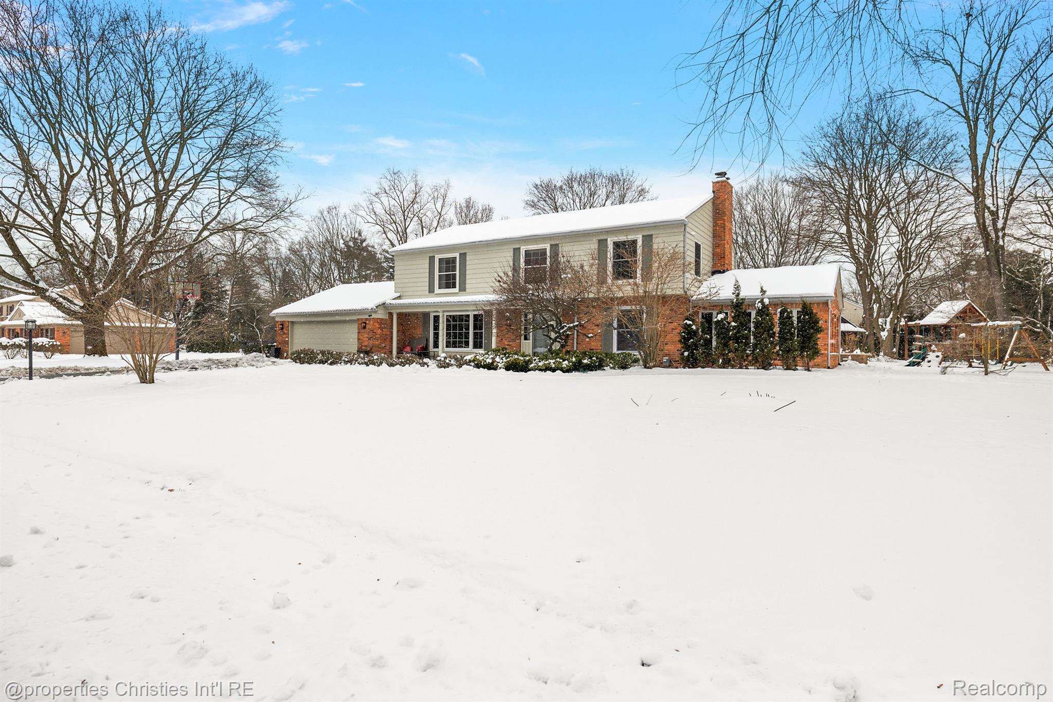 2688 LAMPLIGHTER Lane
