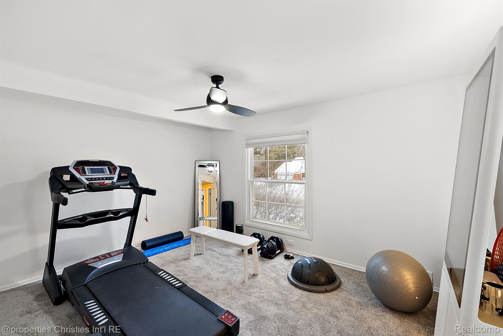 2688 LAMPLIGHTER Lane