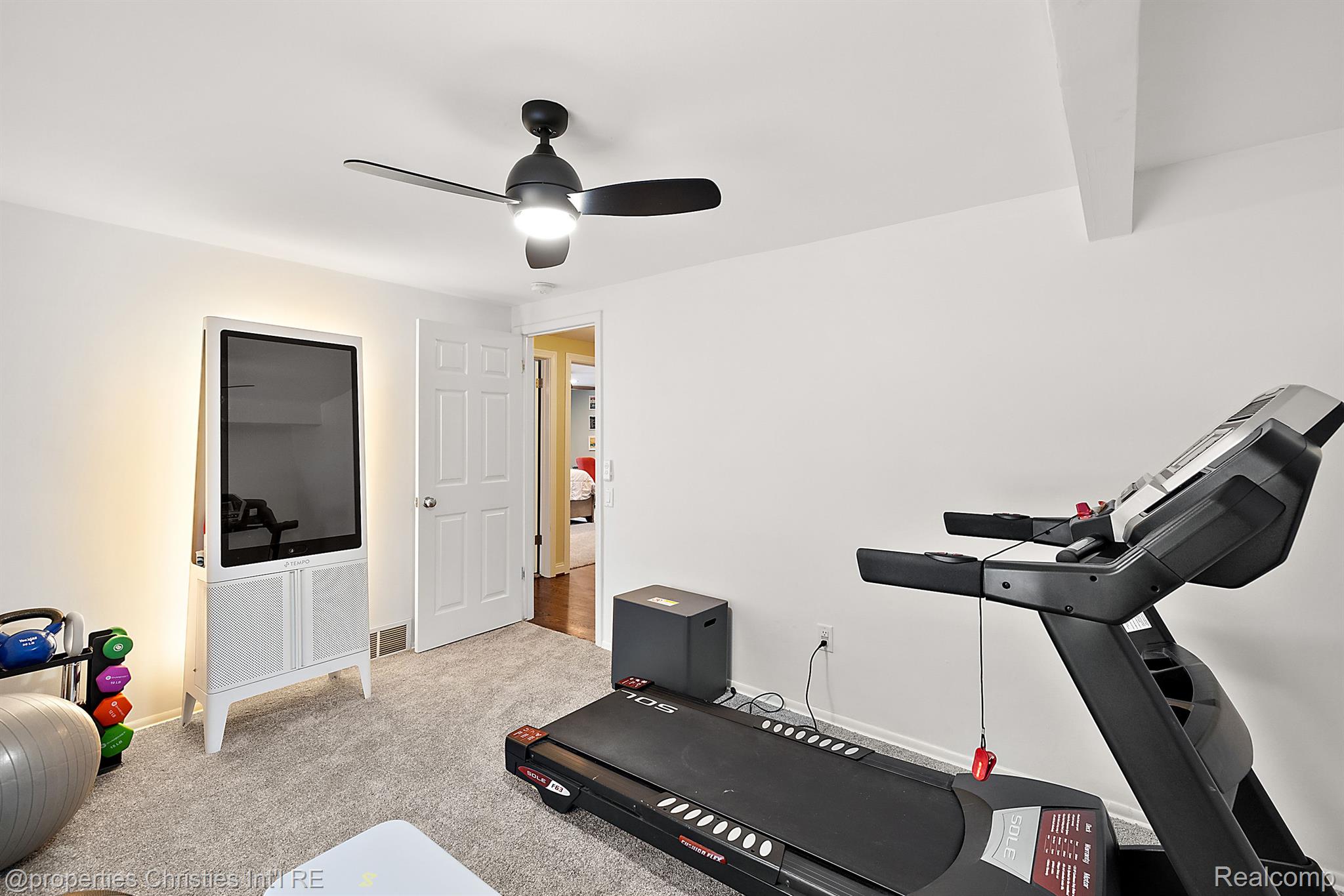 2688 LAMPLIGHTER Lane