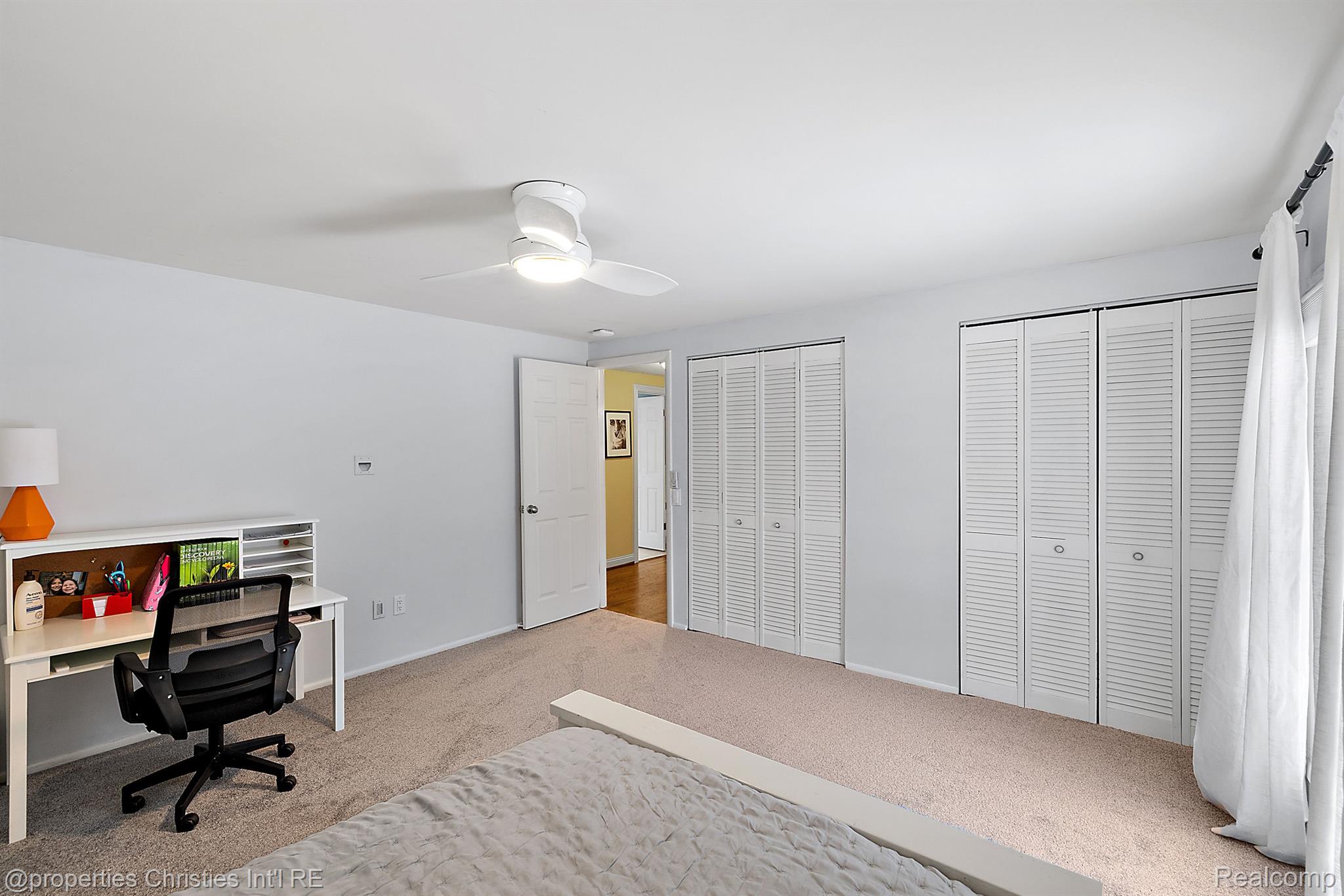 2688 LAMPLIGHTER Lane