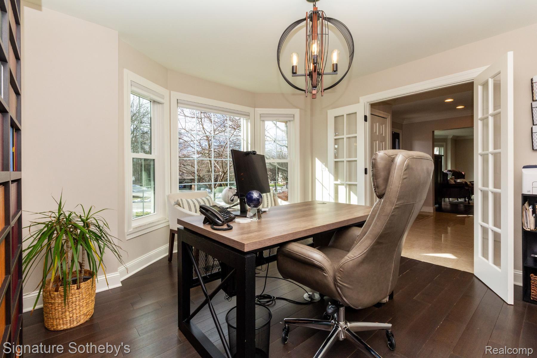 2702 CREEK BEND Drive