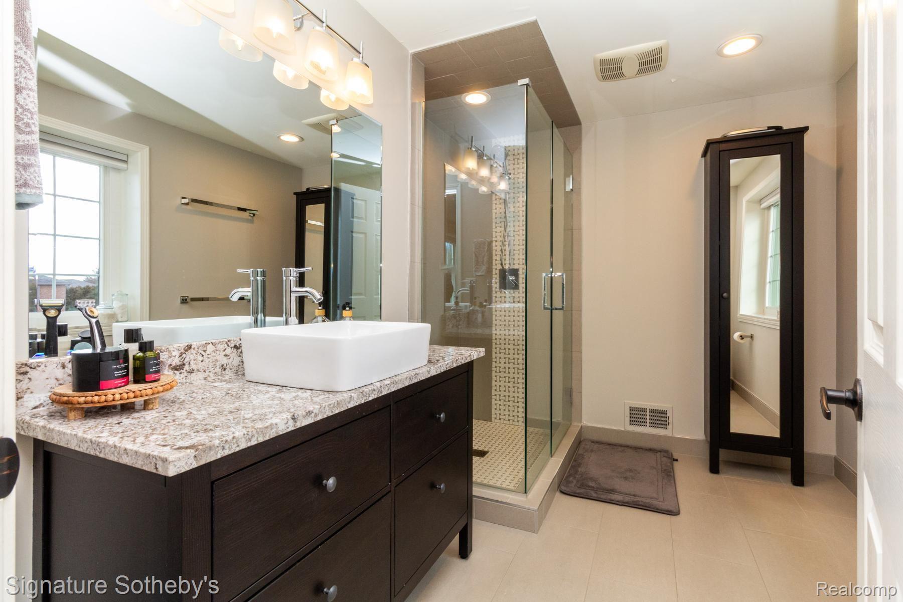 2702 CREEK BEND Drive