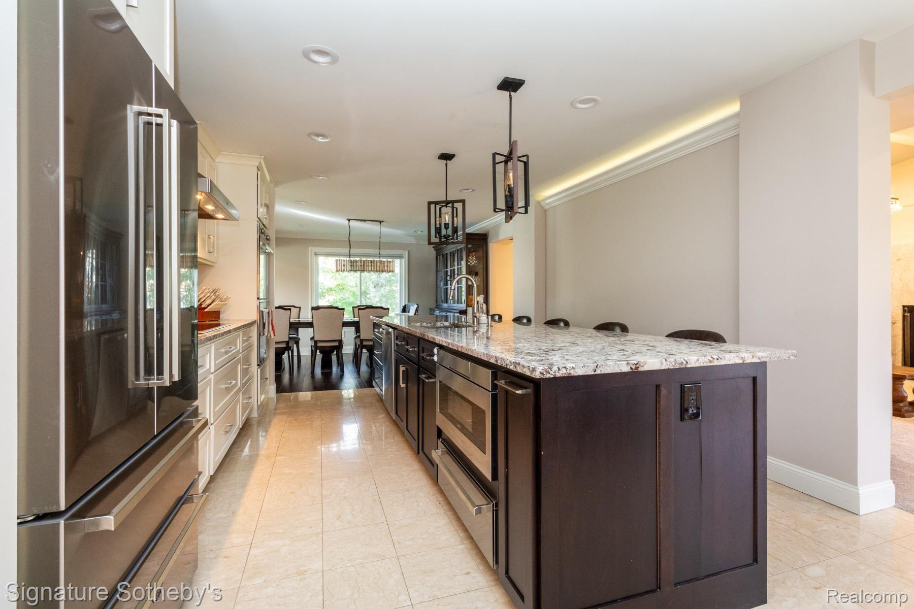 2702 CREEK BEND Drive