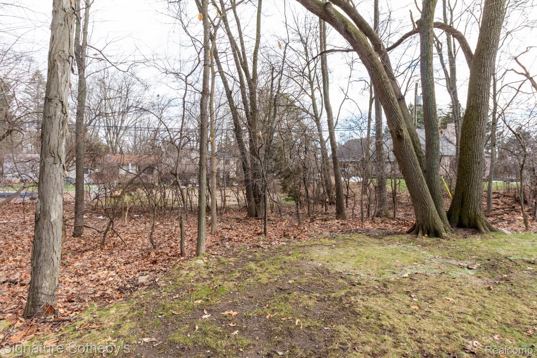 2702 CREEK BEND Drive