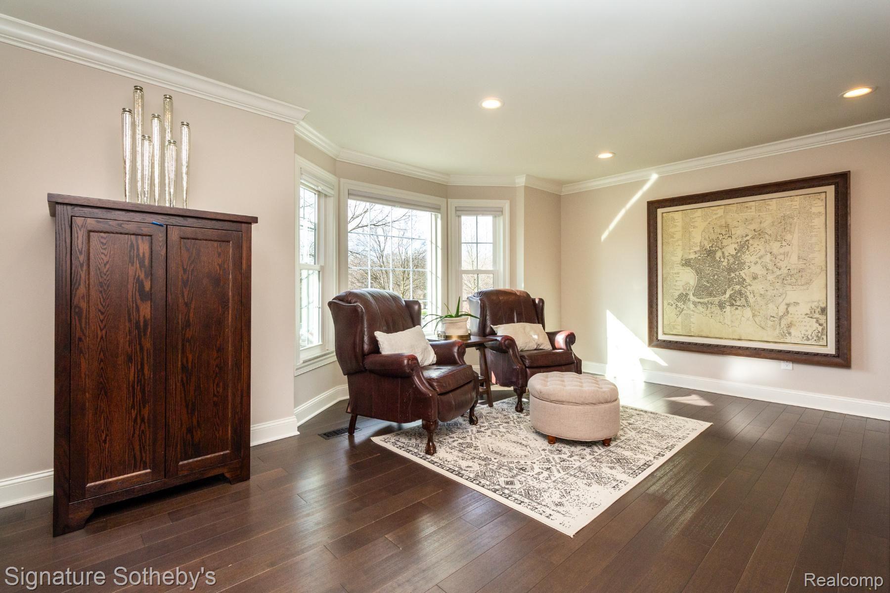 2702 CREEK BEND Drive