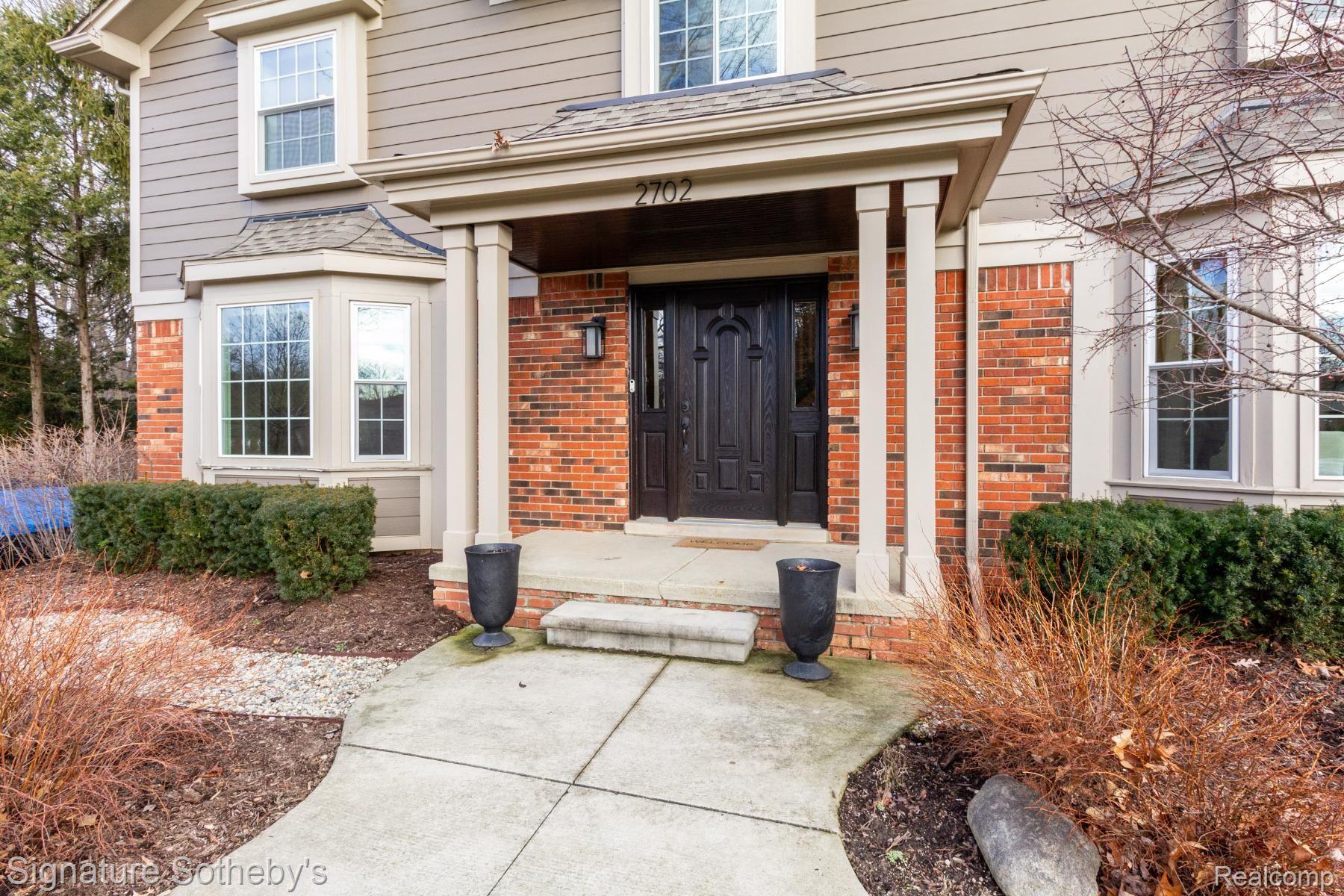 2702 CREEK BEND Drive