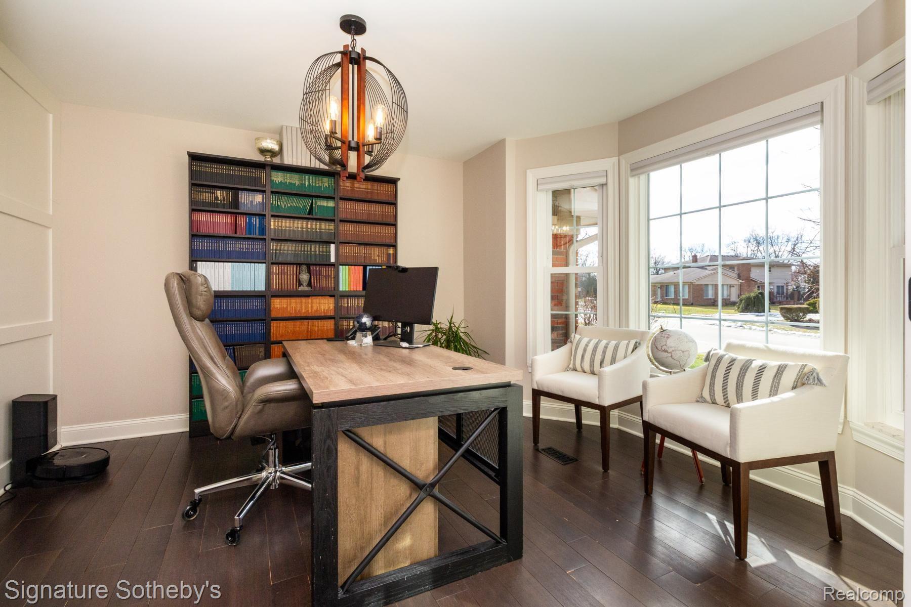 2702 CREEK BEND Drive