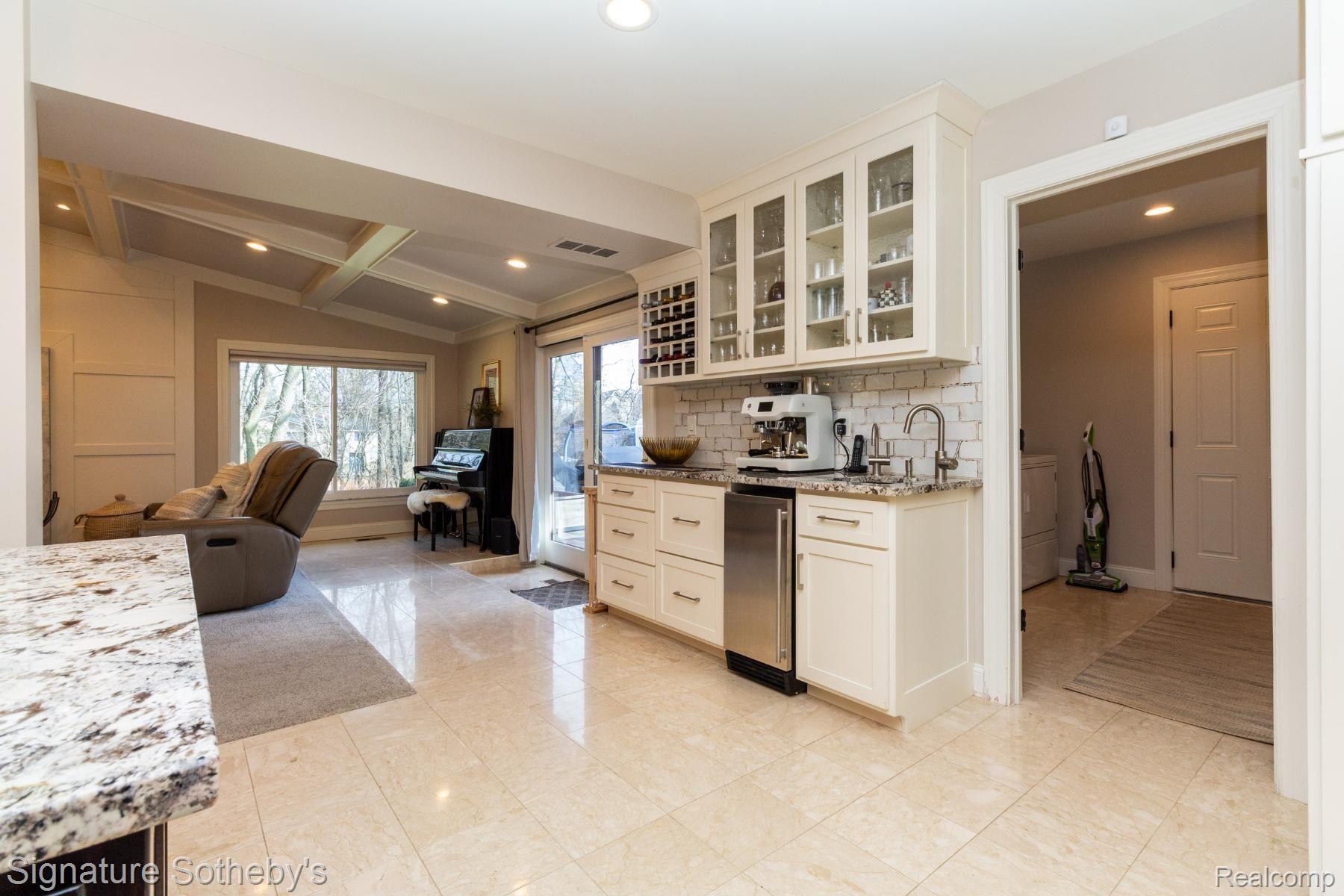 2702 CREEK BEND Drive