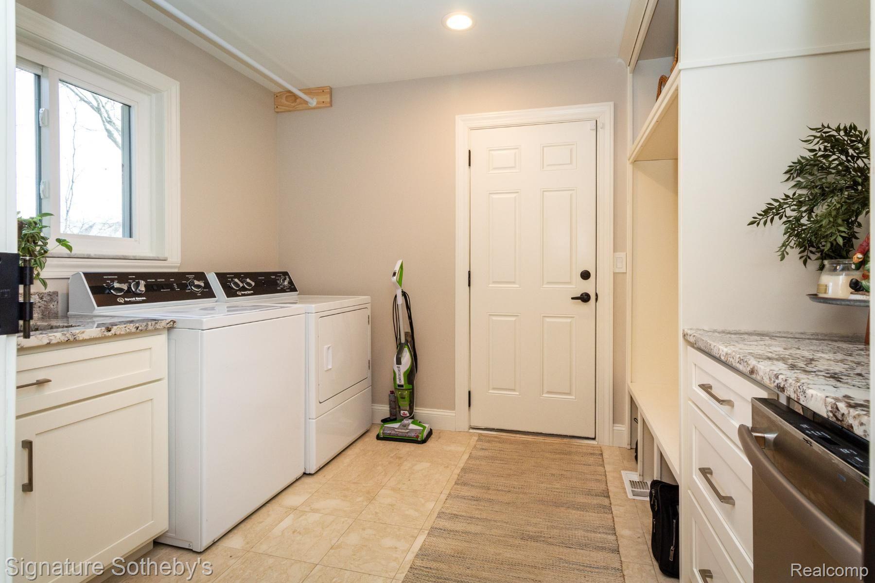 2702 CREEK BEND Drive