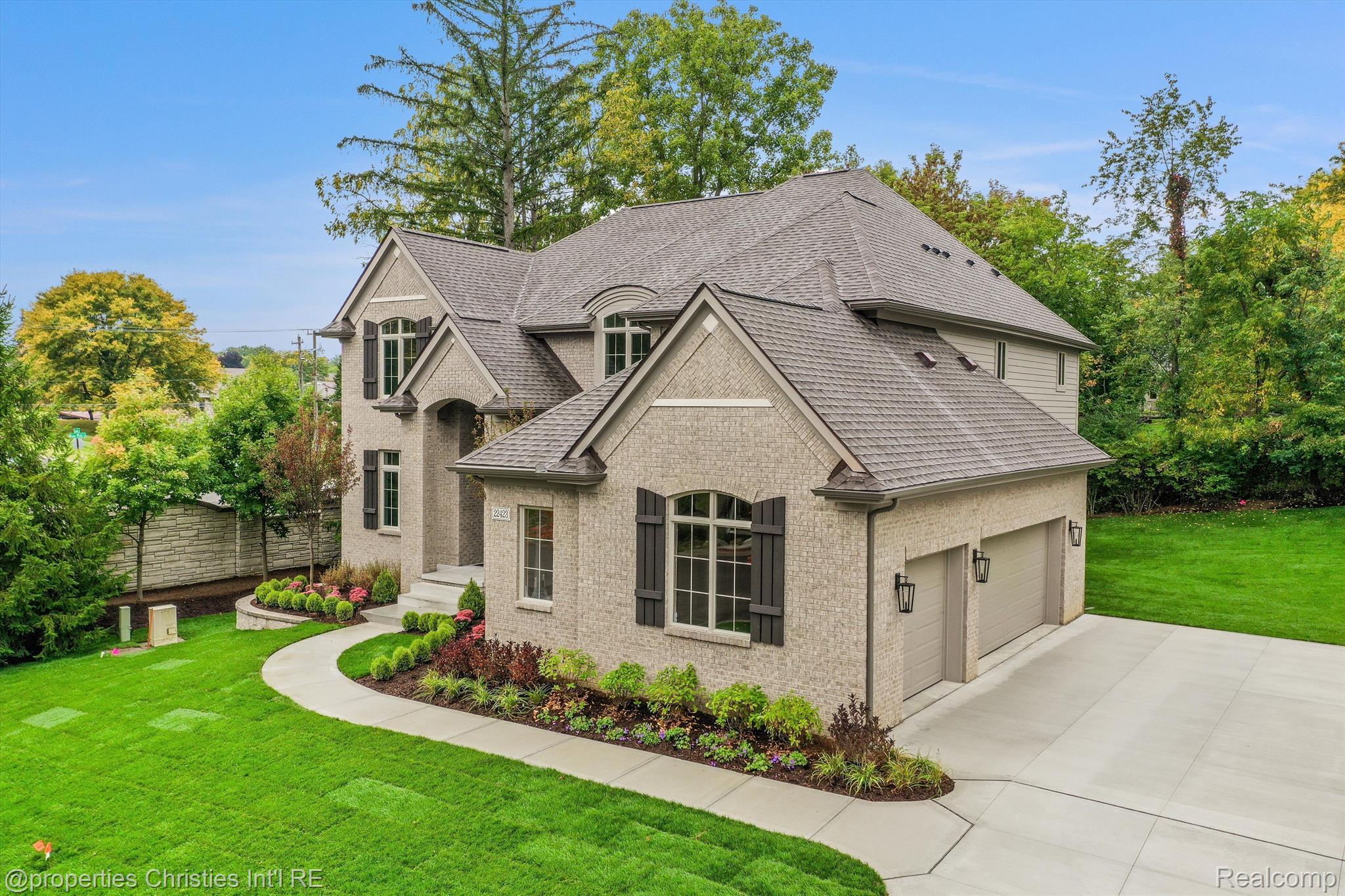 22423 Montebello Court