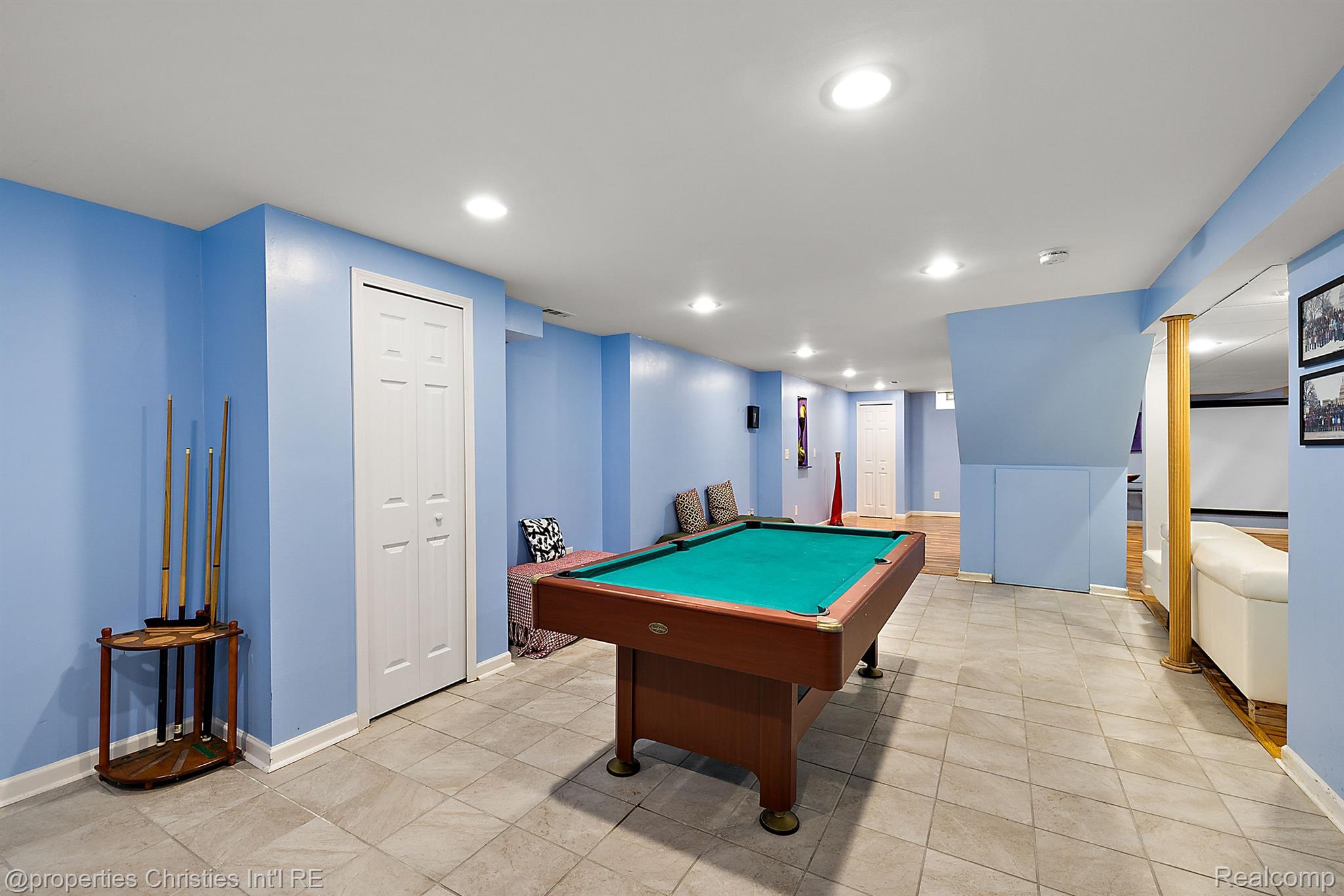 4950 Flower Hill Drive