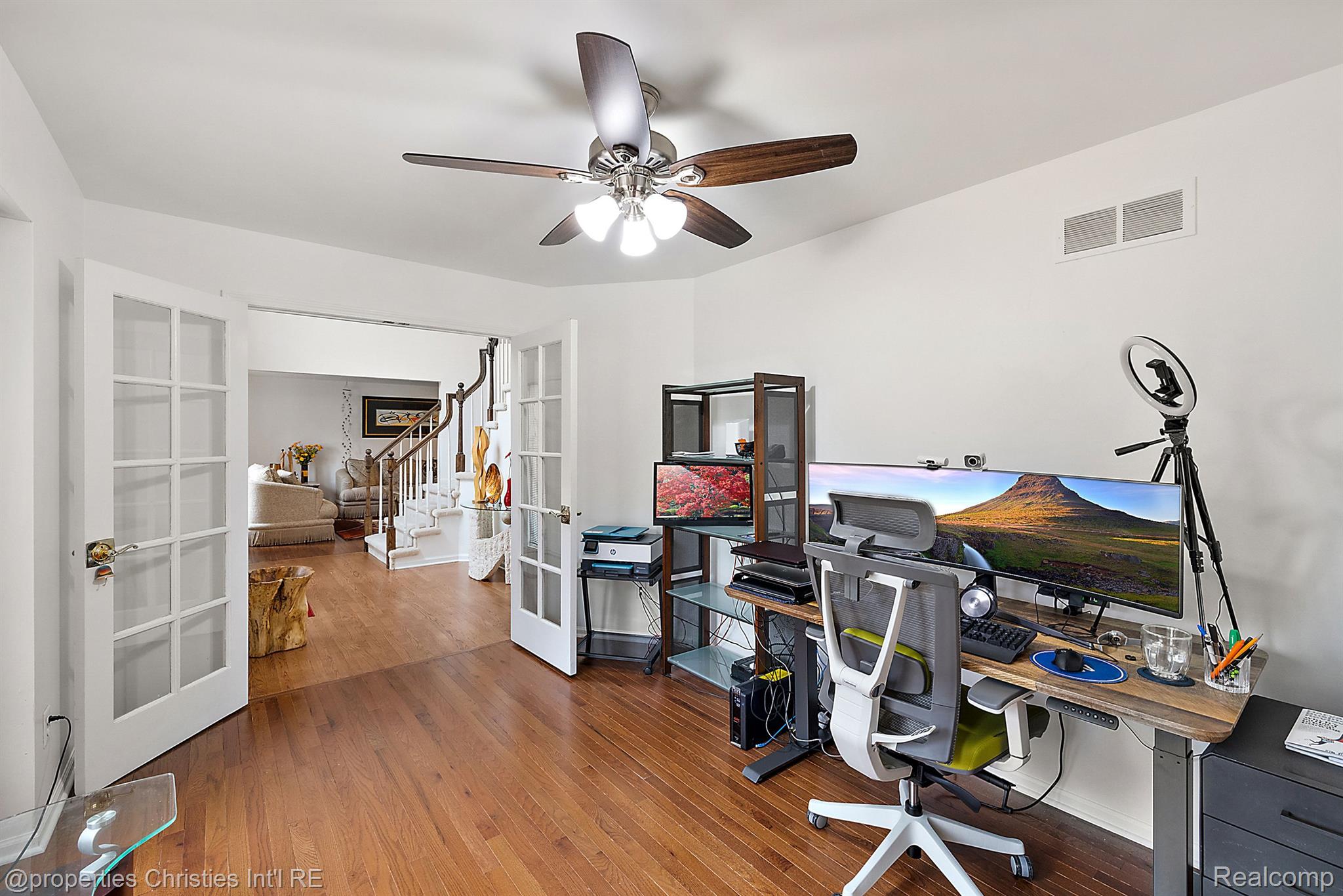 4950 Flower Hill Drive