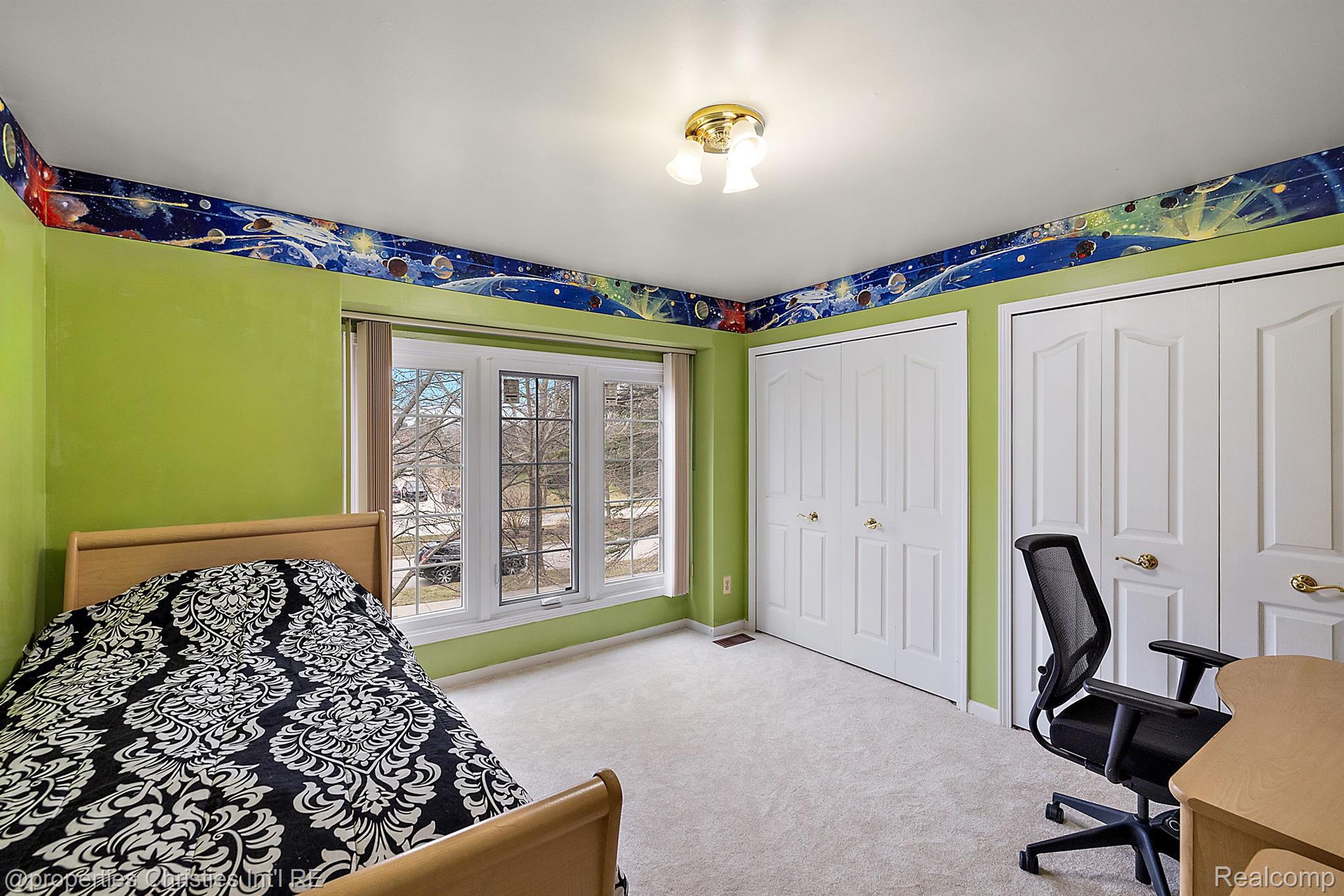 4950 Flower Hill Drive
