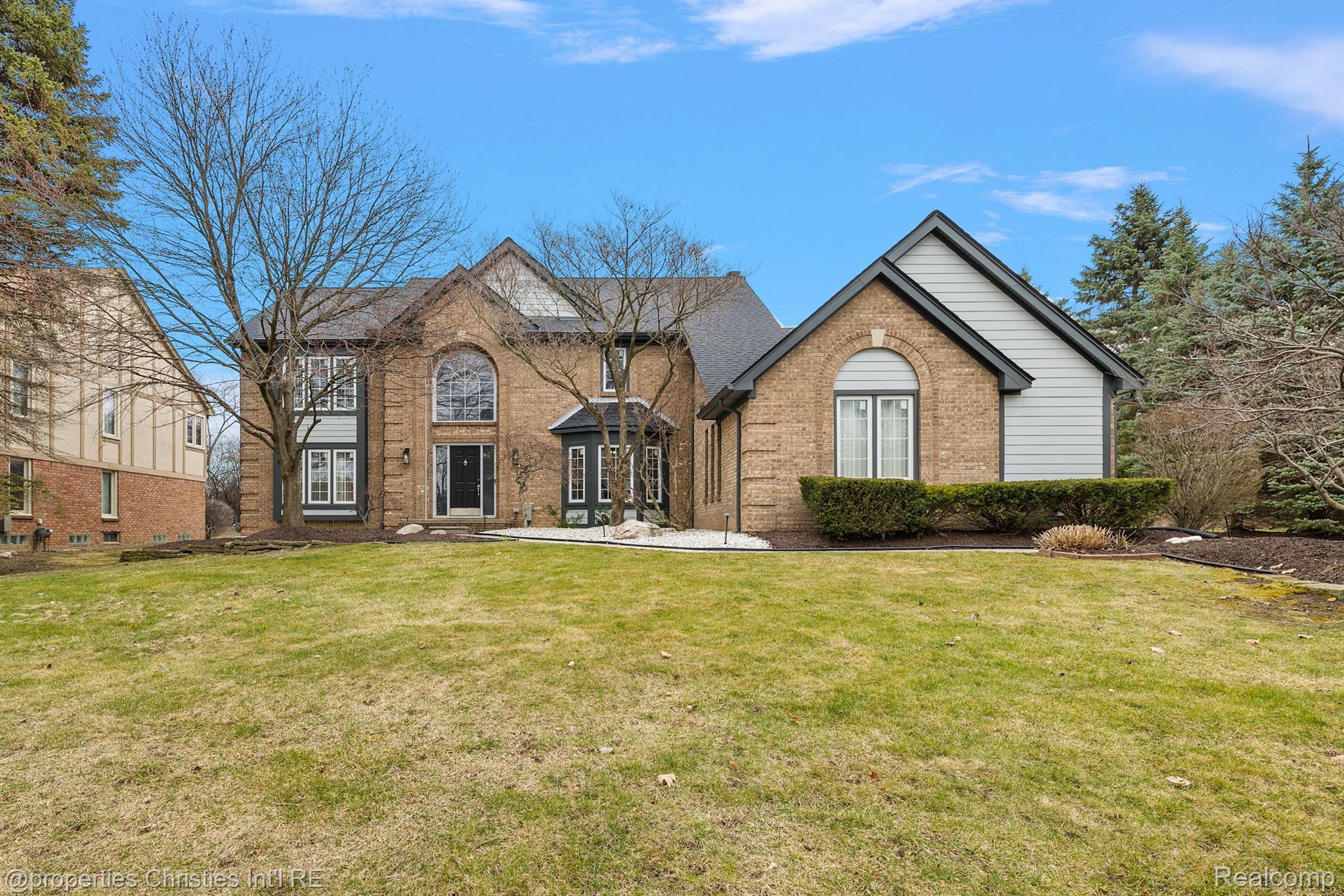 4950 Flower Hill Drive