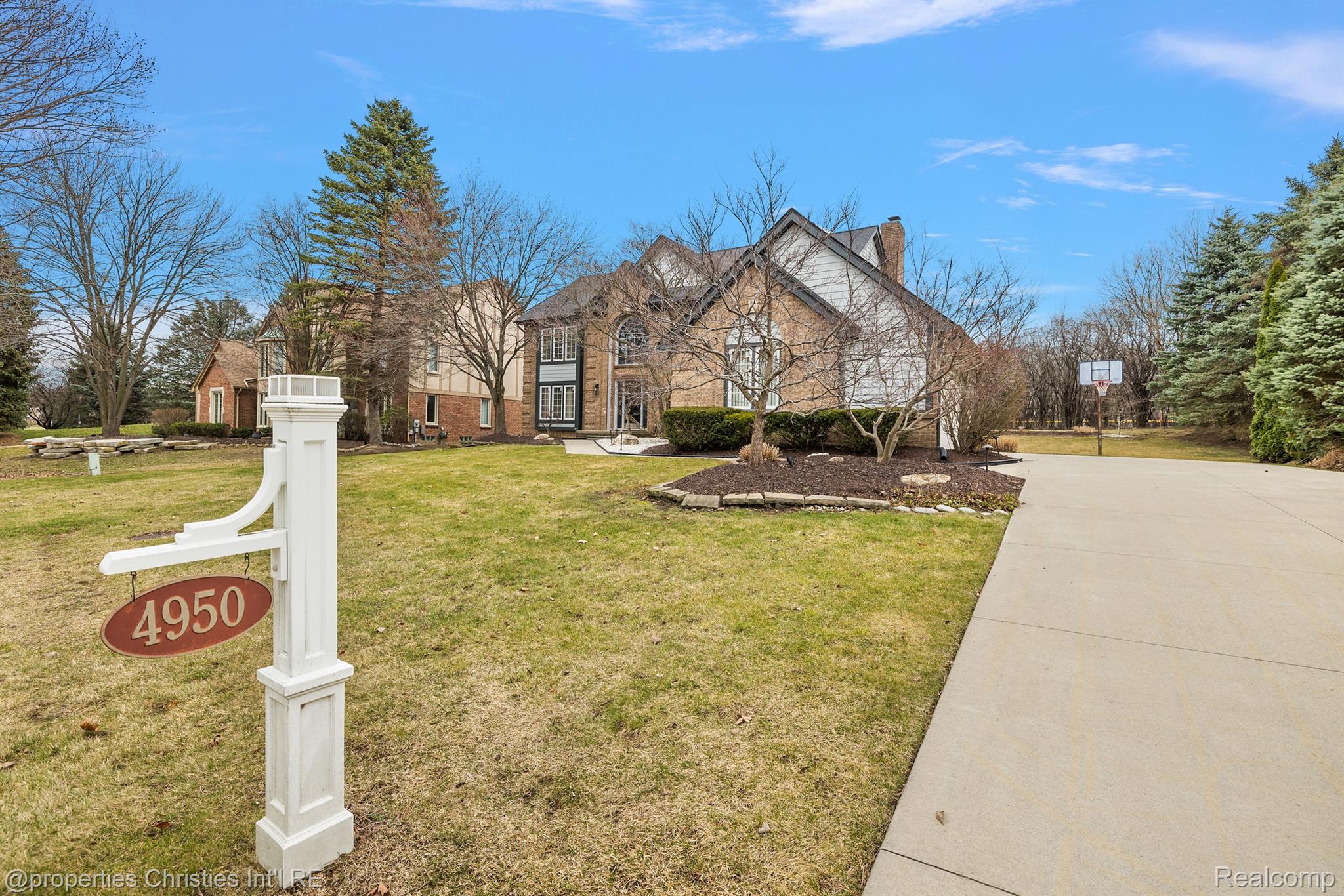 4950 Flower Hill Drive