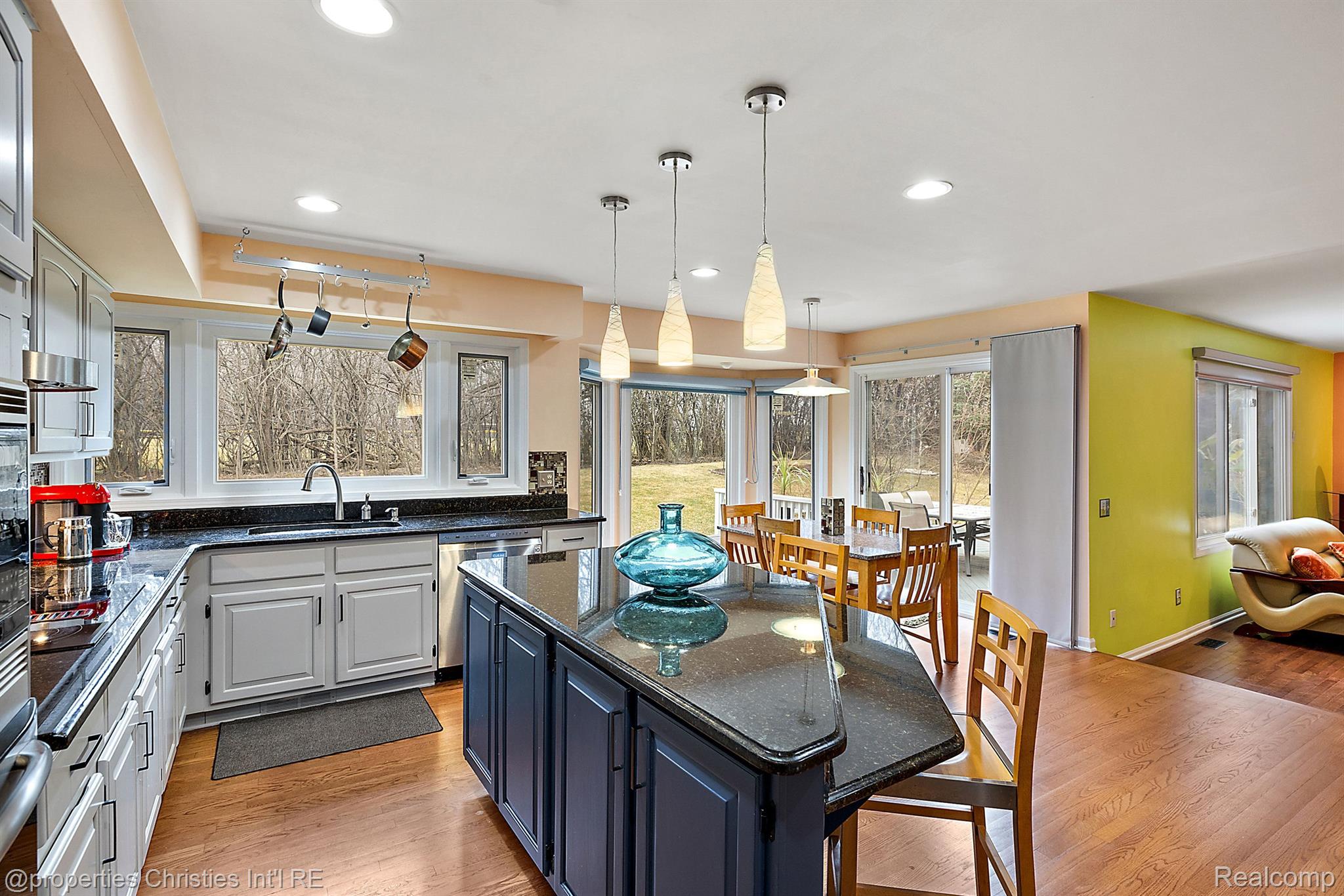 4950 Flower Hill Drive