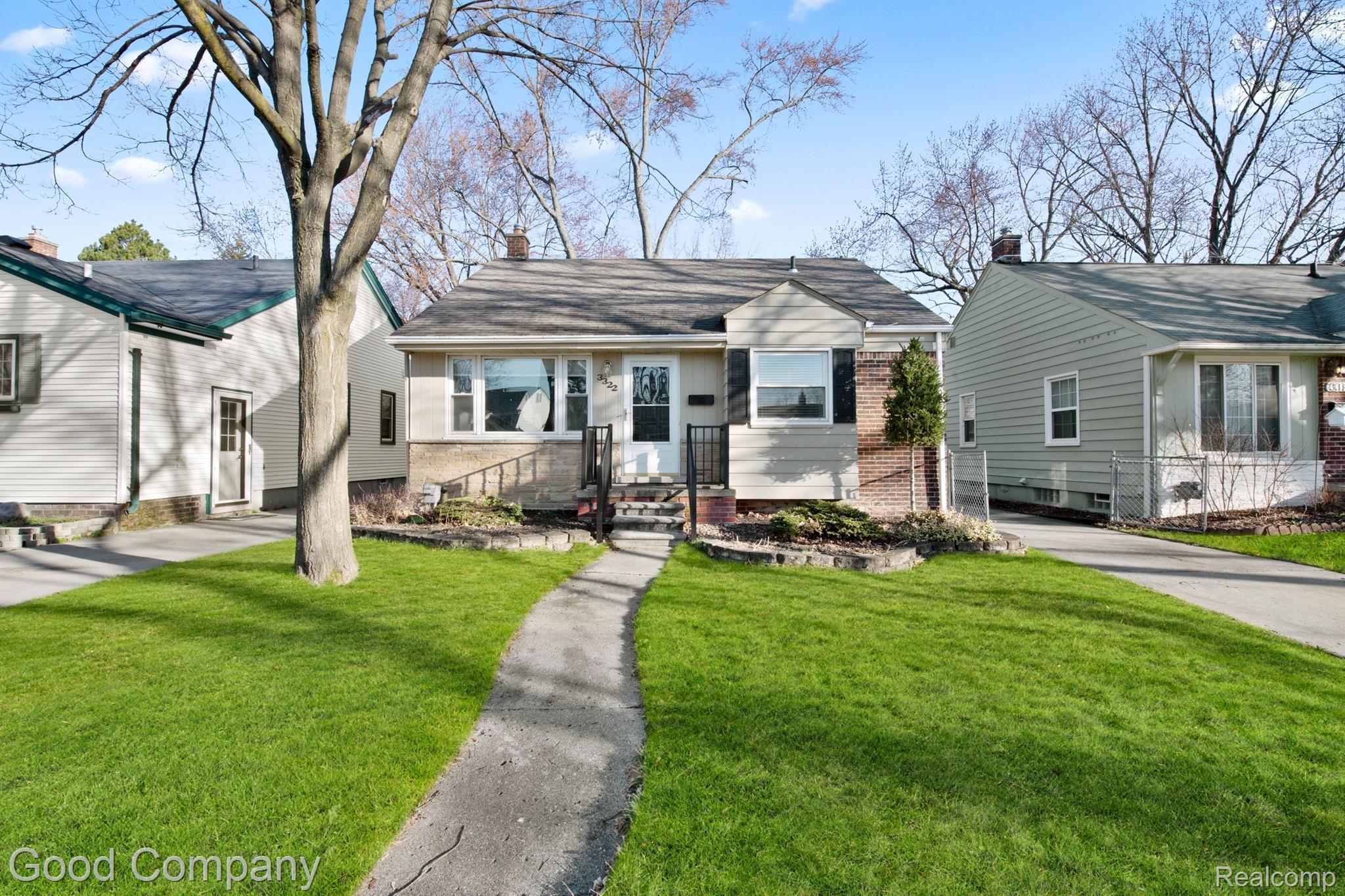 3322 RAVENA Avenue