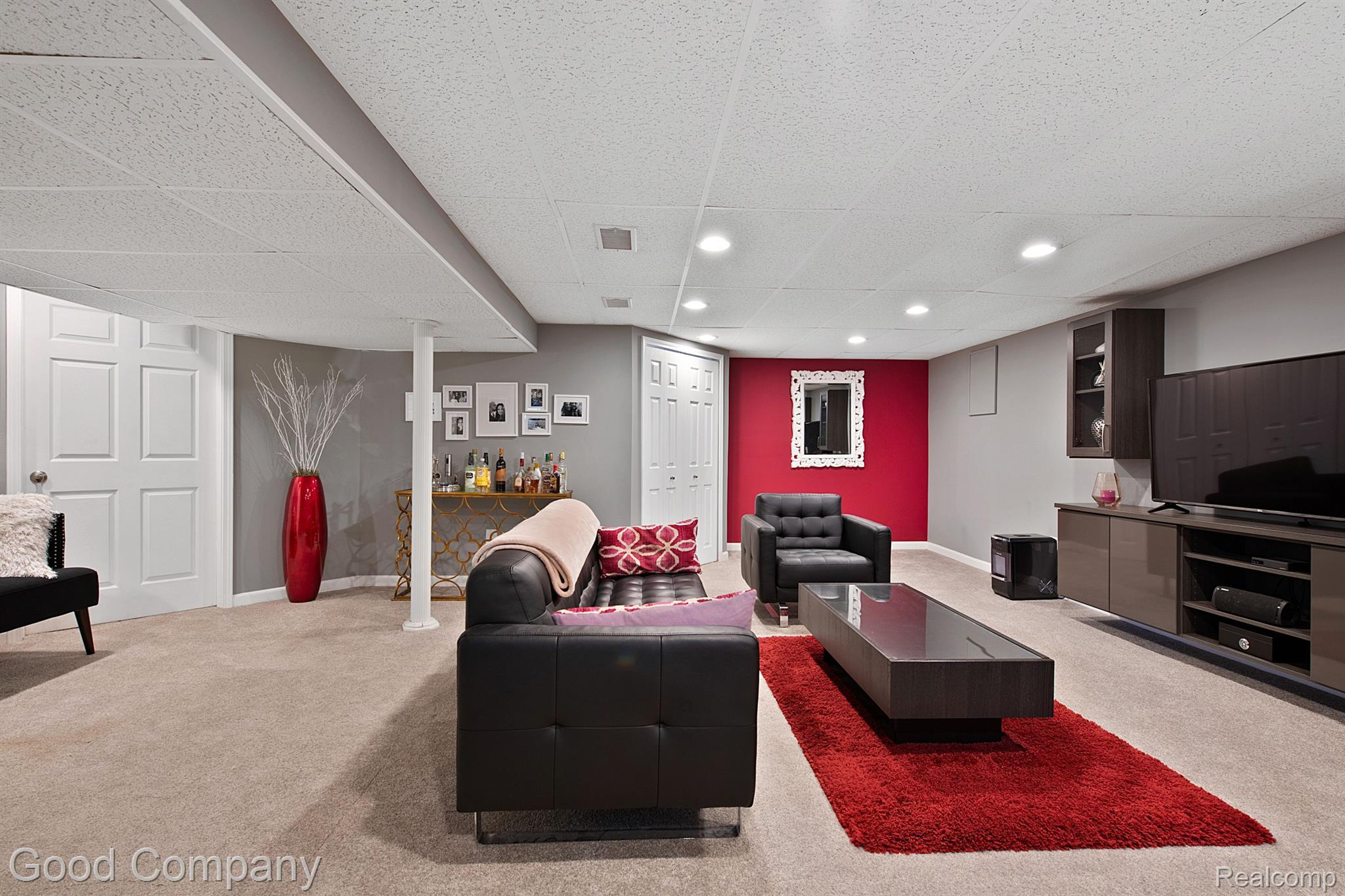 3322 RAVENA Avenue
