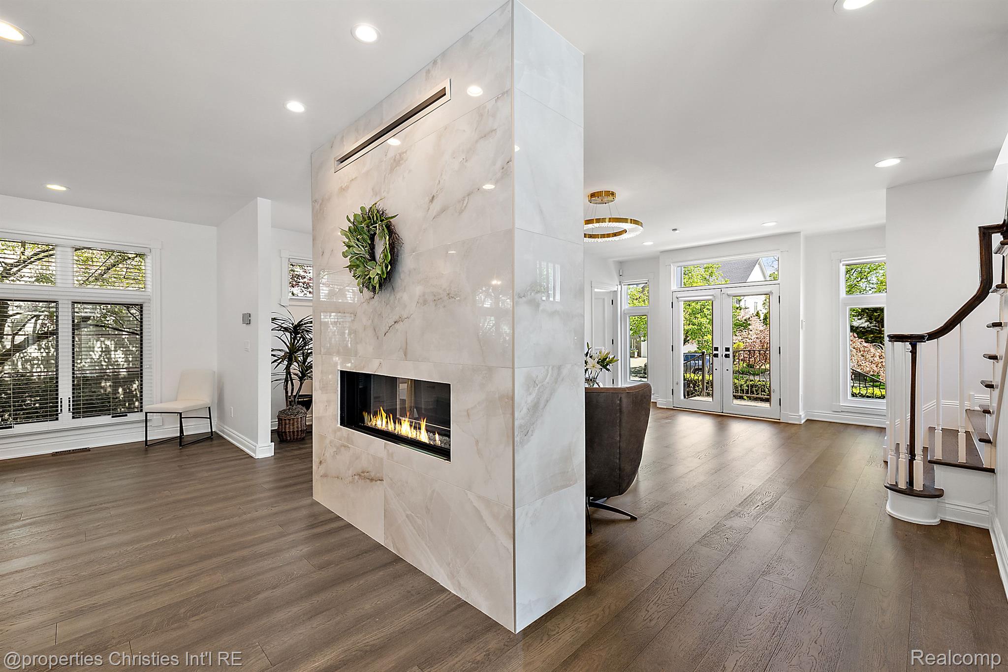 888 Purdy Street