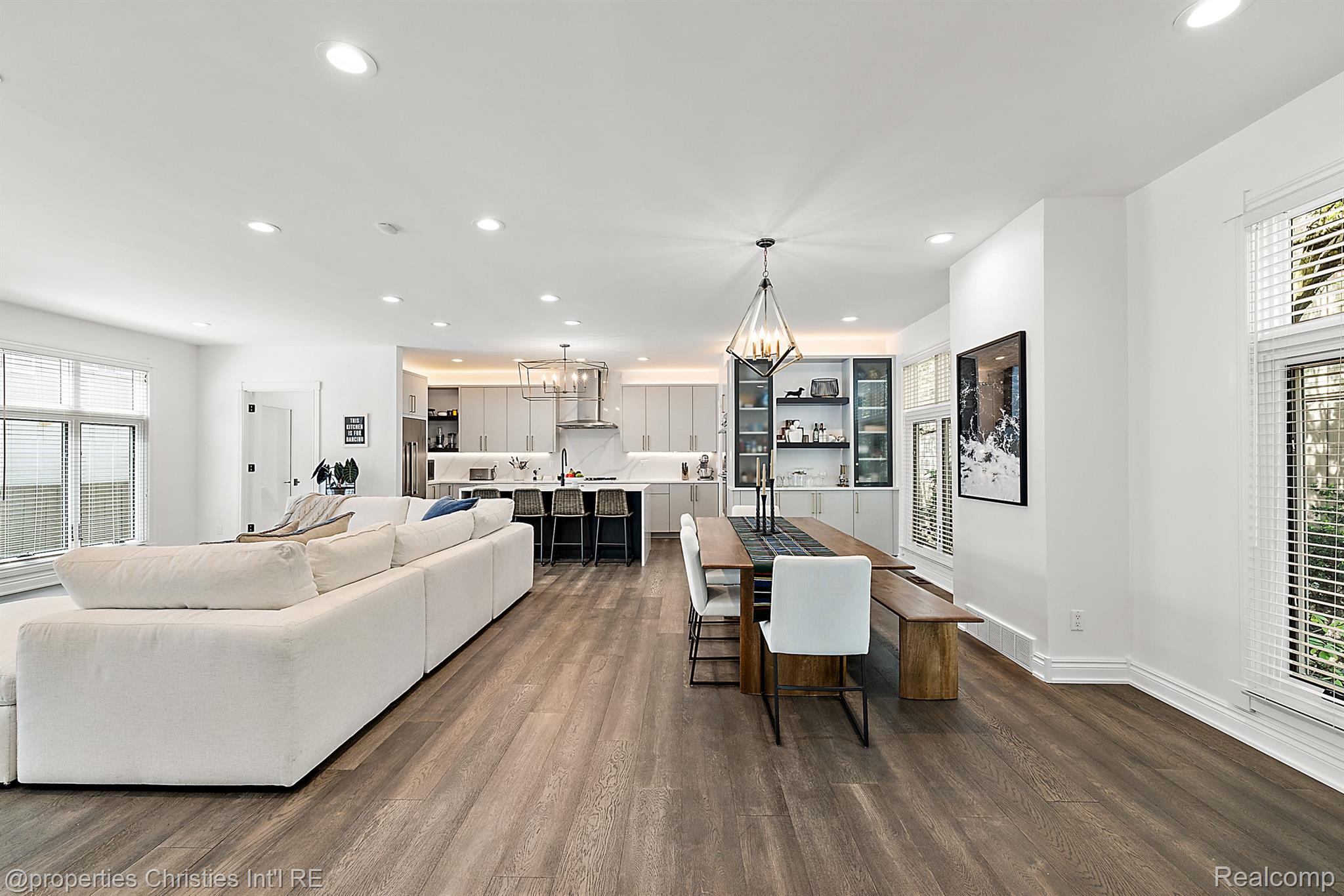 888 Purdy Street
