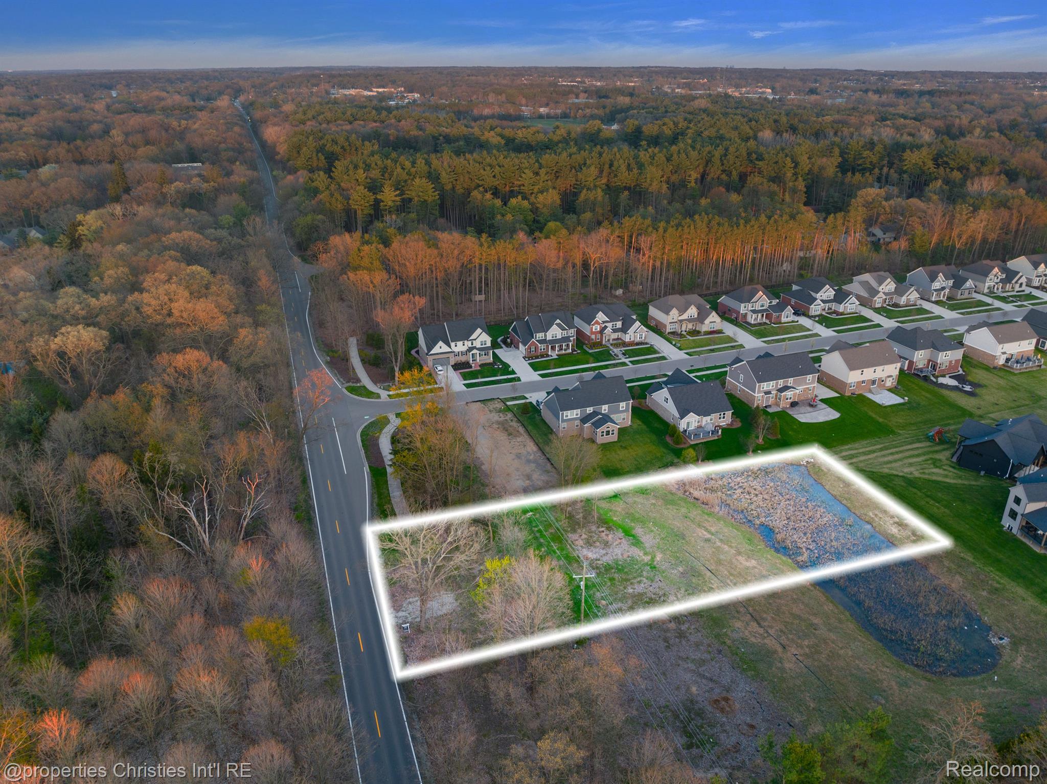 9241 Richardson Road
