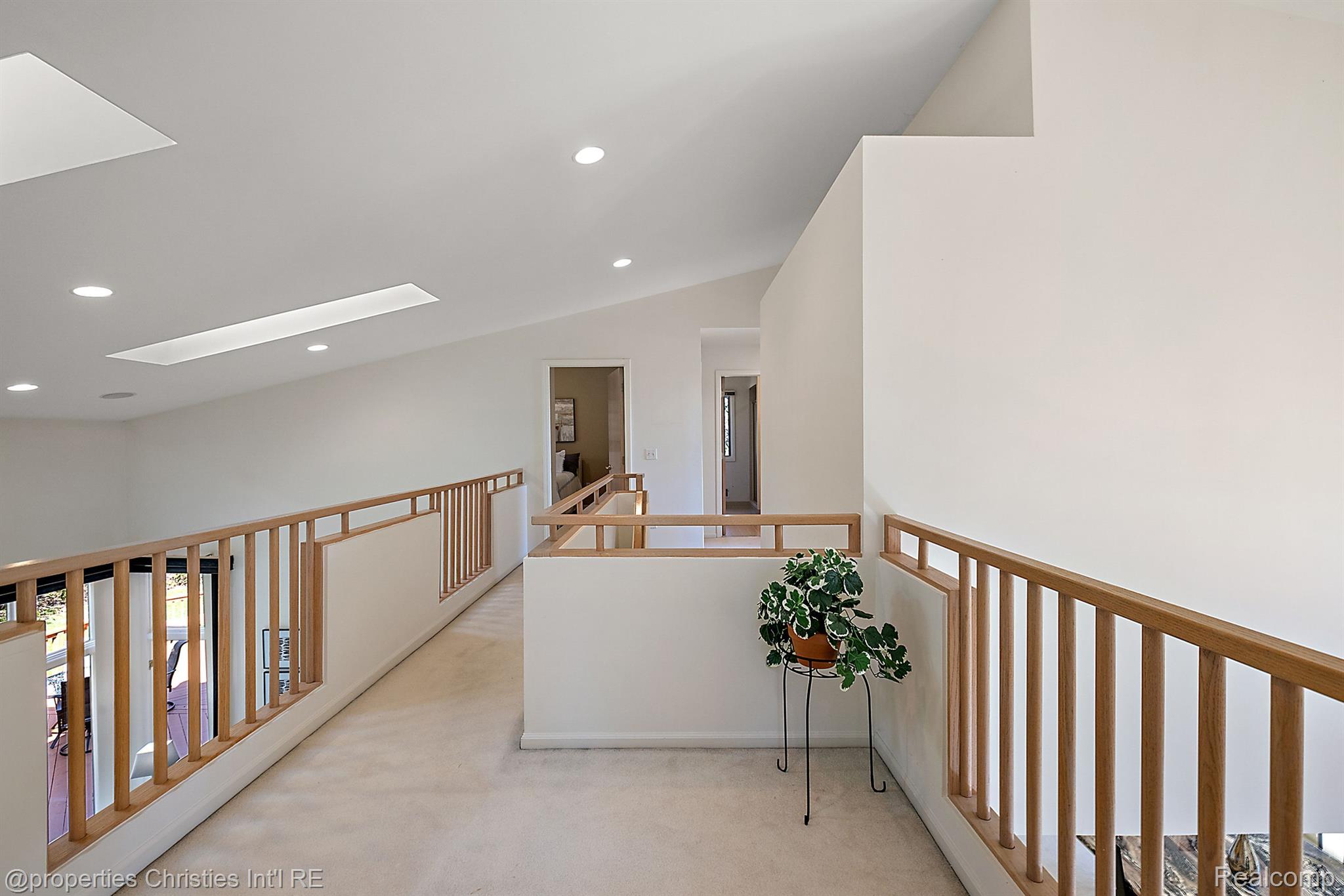 1428 Bradbury Drive