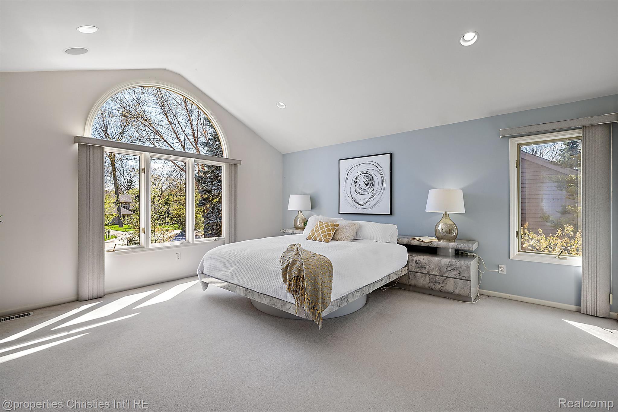 1428 Bradbury Drive